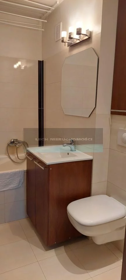 3 pokoje, mieszkanie 56,33 m², piętro 1, oferta nr , 51230/4508/OMS, Warszawa, Bielany, Bielany, Władysława Broniewskiego