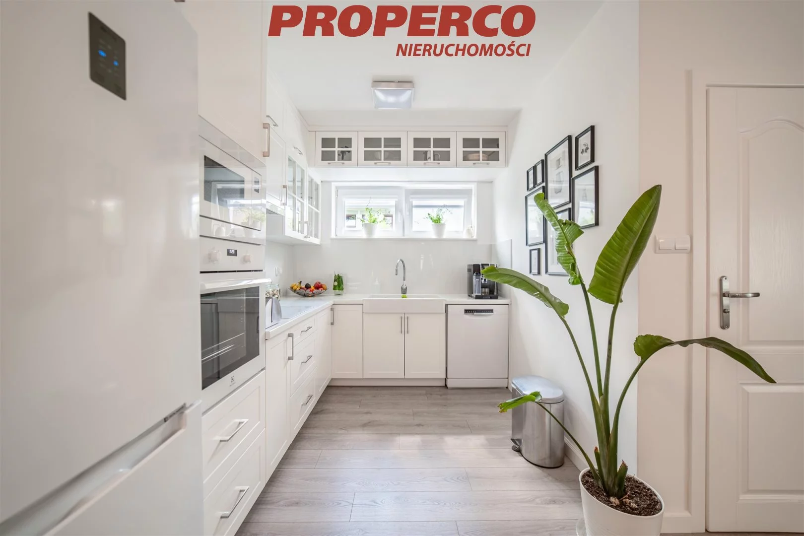 Dom i rezydencja 354,46 m², oferta nr , PRP-DS-75108, Busko-Zdrój, Bajkowa