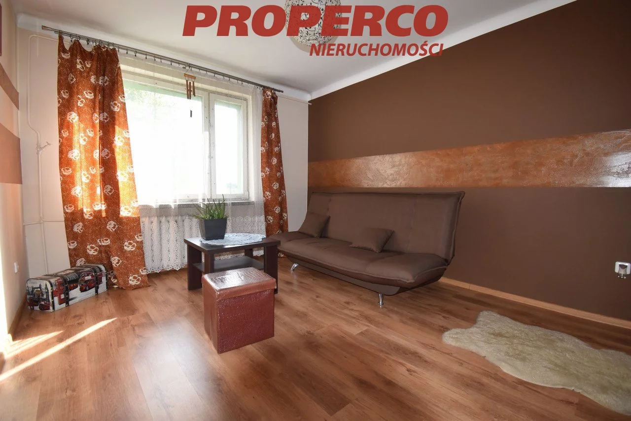 Mieszkanie czteropokojowe 69,00 m², Daleszyce, Sprzedaż