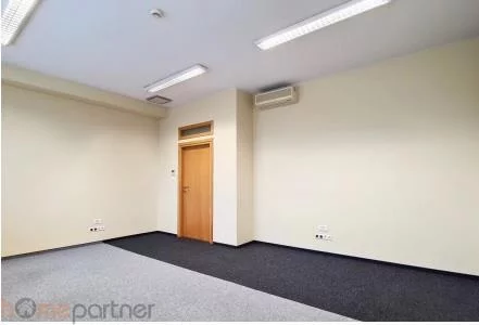 Biuro do wynajęcia, 53,00 m², oferta nr 17927