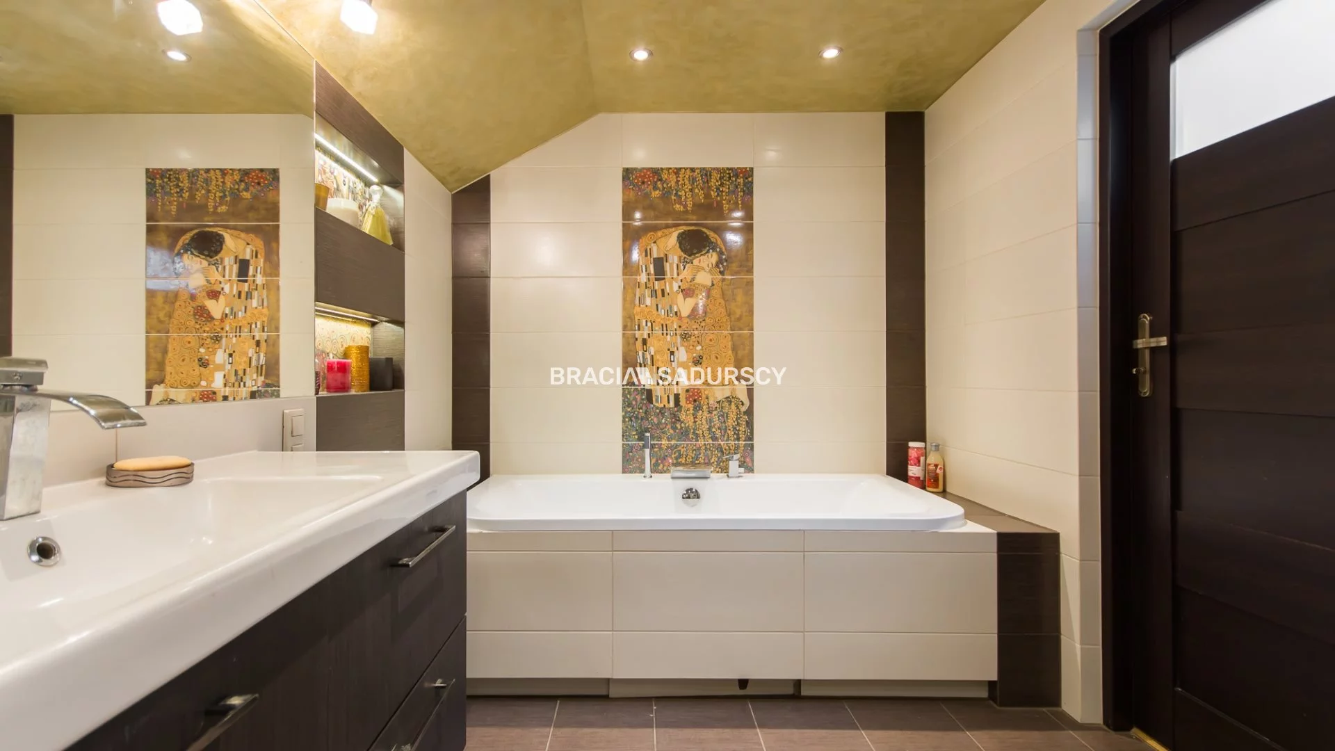 Dom i rezydencja 460,00 m², oferta nr , BS5-DS-306334-79, Wielka Wieś, Graniczna