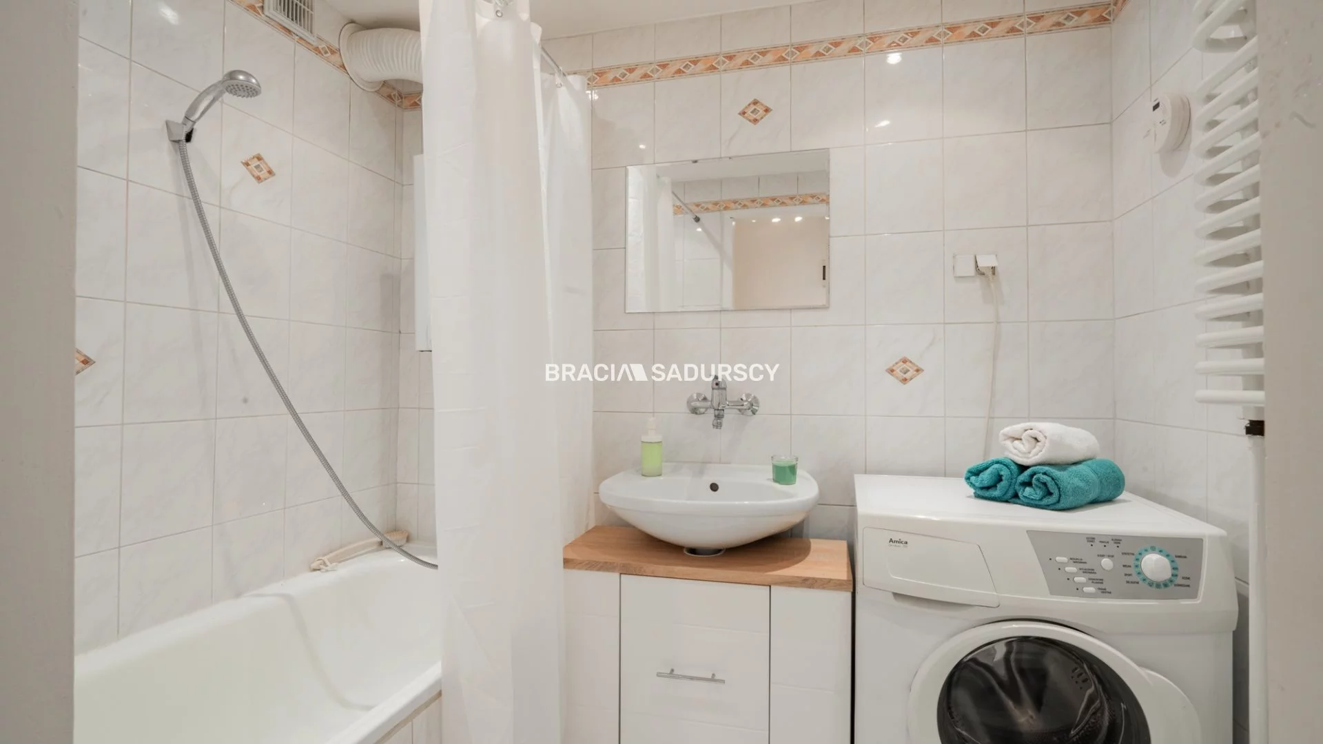 Dom 380,00 m², oferta nr , BS3-DS-309306-1, Łazy