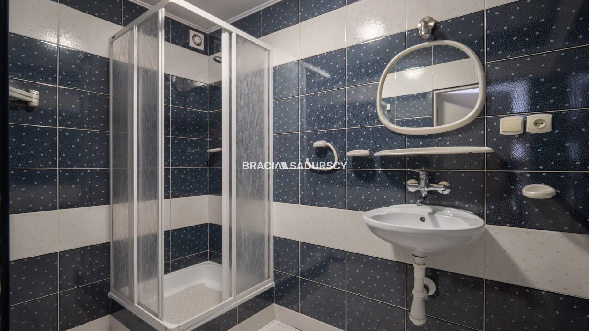 Dom 380,00 m², oferta nr , BS3-DS-309306-1, Łazy