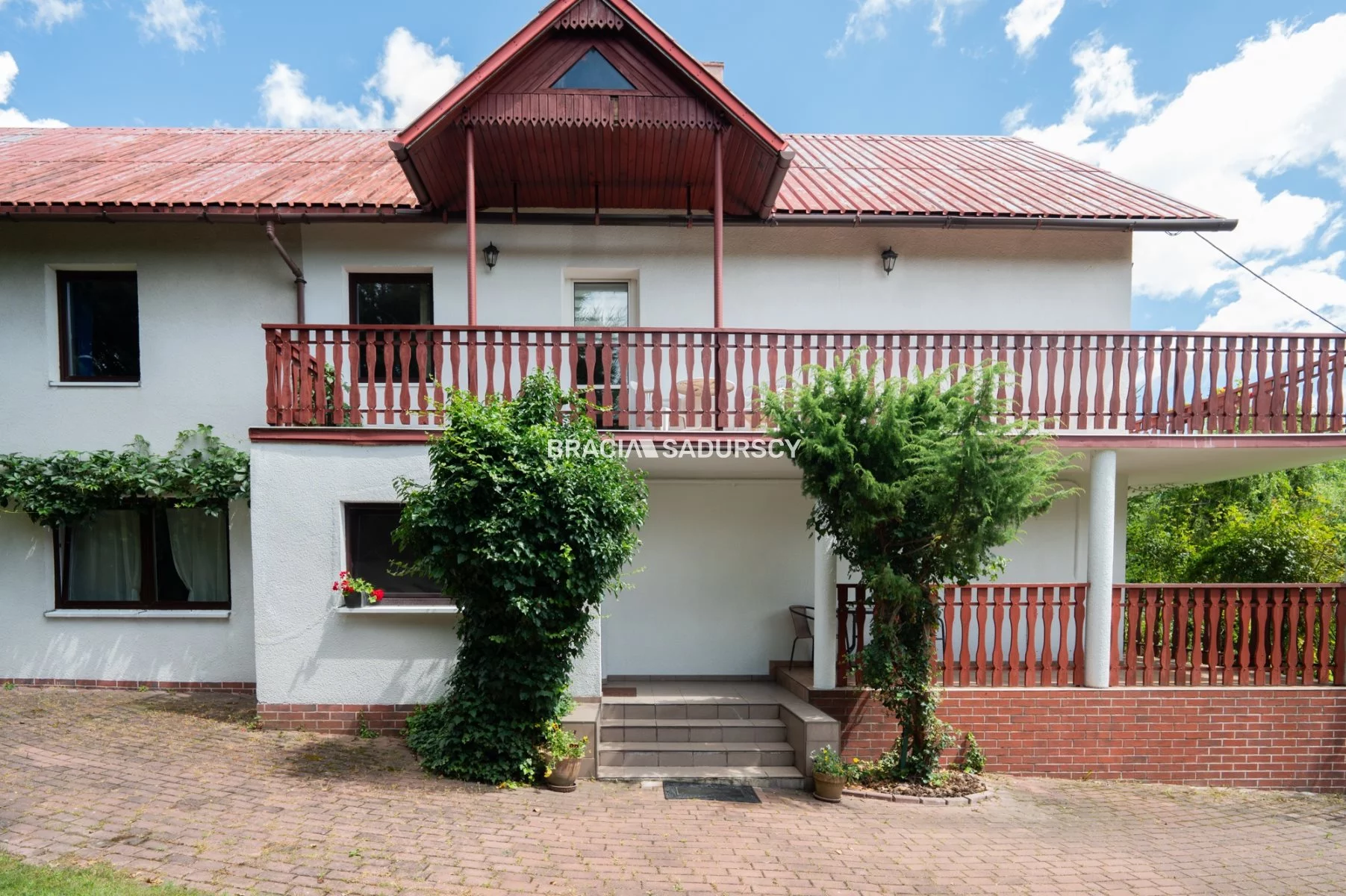 Dom 380,00 m², oferta nr , BS3-DS-309306-2, Łazy