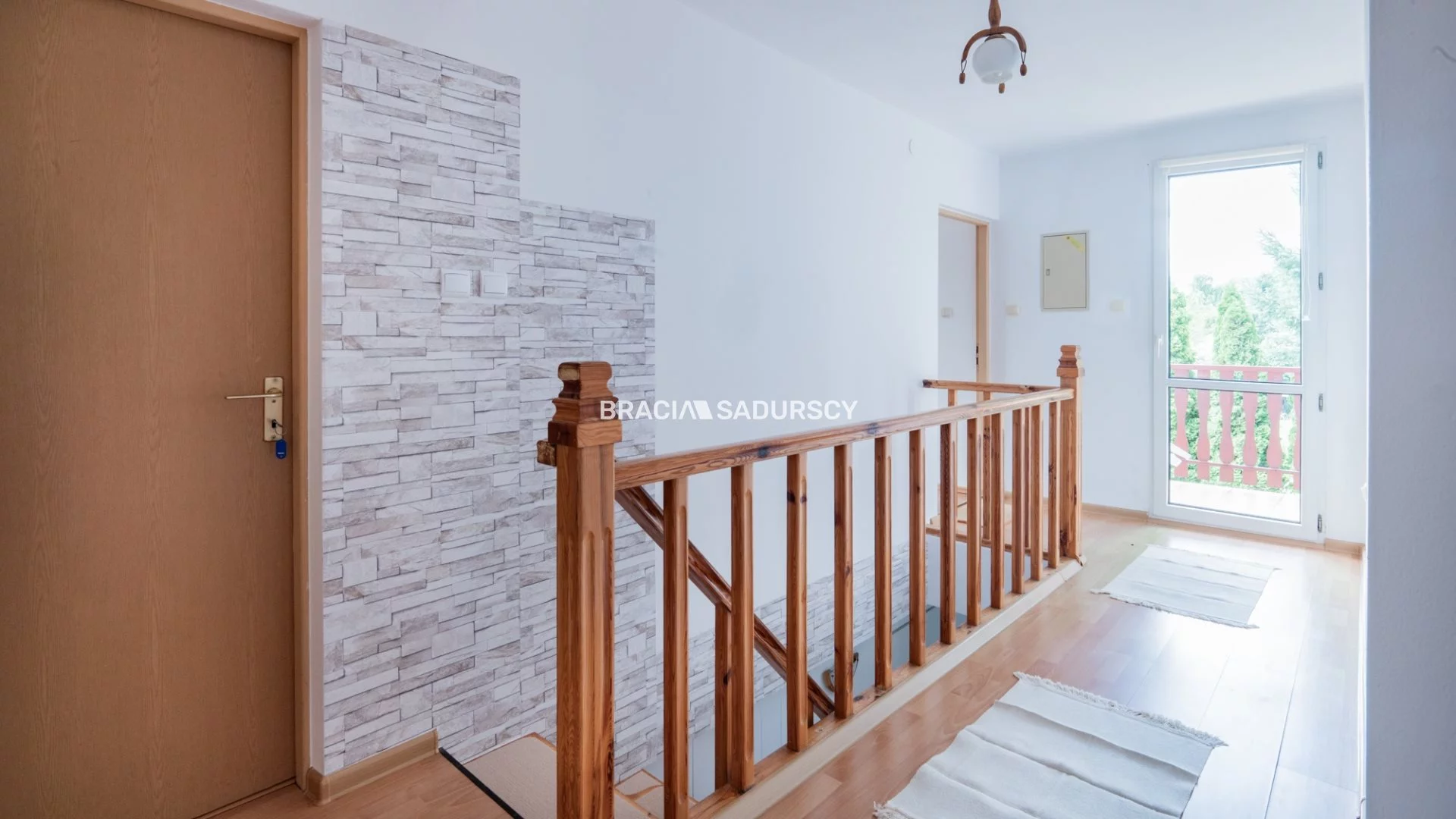 Dom 380,00 m², oferta nr , BS3-DS-309306-2, Łazy