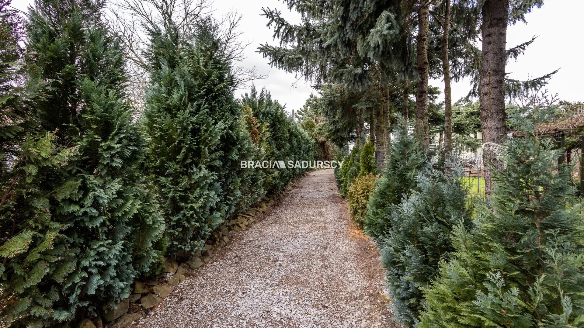 Dom i rezydencja 261,00 m², oferta nr , BS1-DS-306832-69, Kraków, Bieżanów-Prokocim, Bieżanów, Michała i Stanisława Jaglarzów