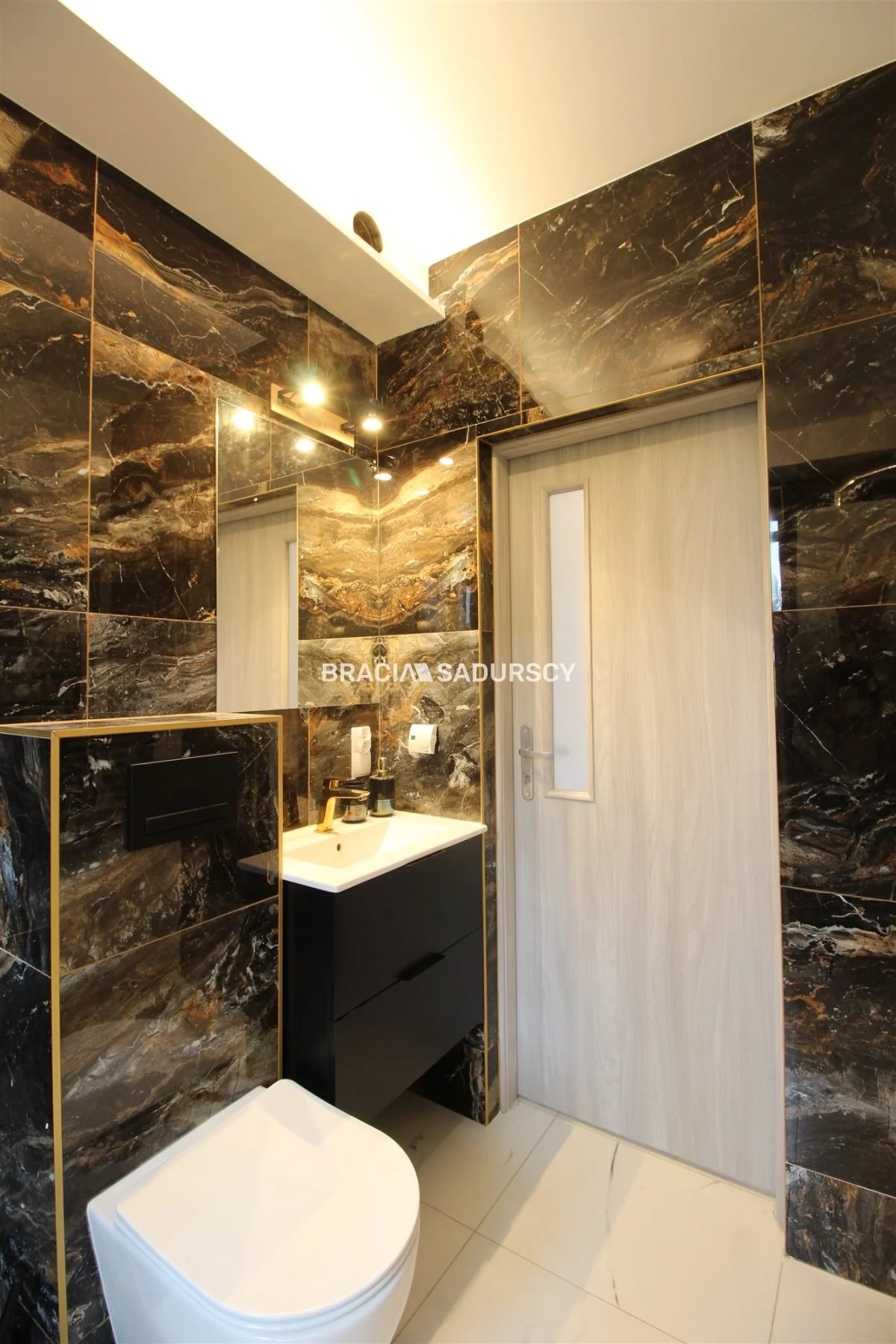 Dom 338,00 m², oferta nr , BS5-DS-305548-33, Olesno