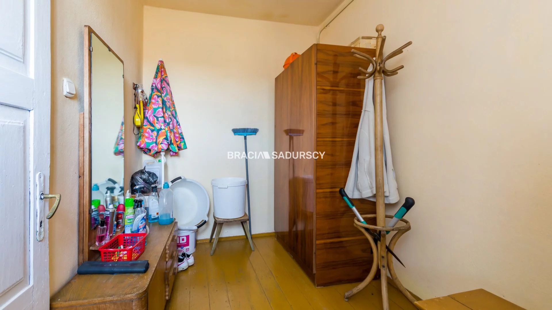 Dom 5 996,00 m², oferta nr , BS5-DS-306427-132, Narama, Kamionka