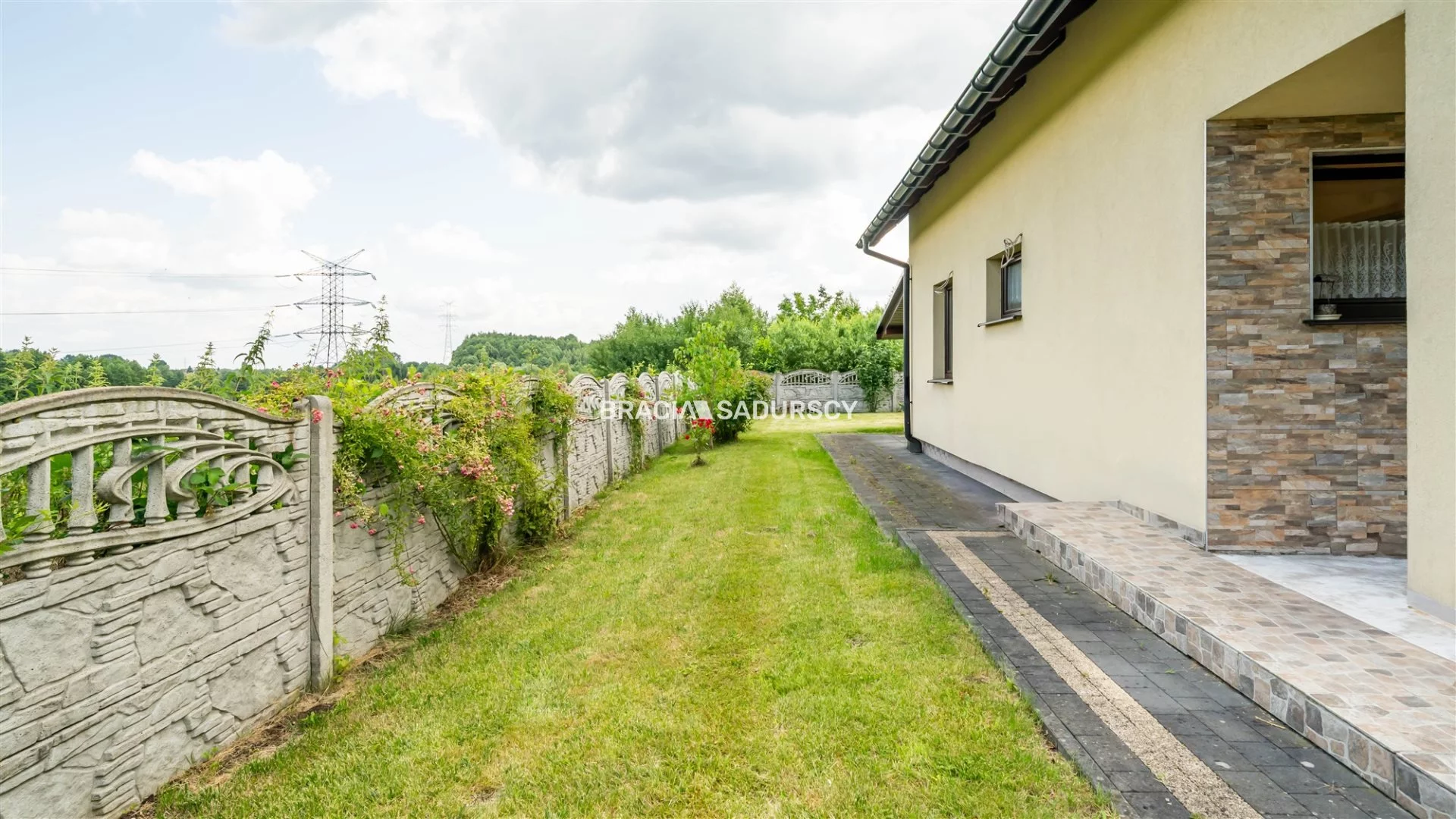 Dom i rezydencja 114,00 m², oferta nr , BS3-DS-310367-1, Brzeźnica, Główna