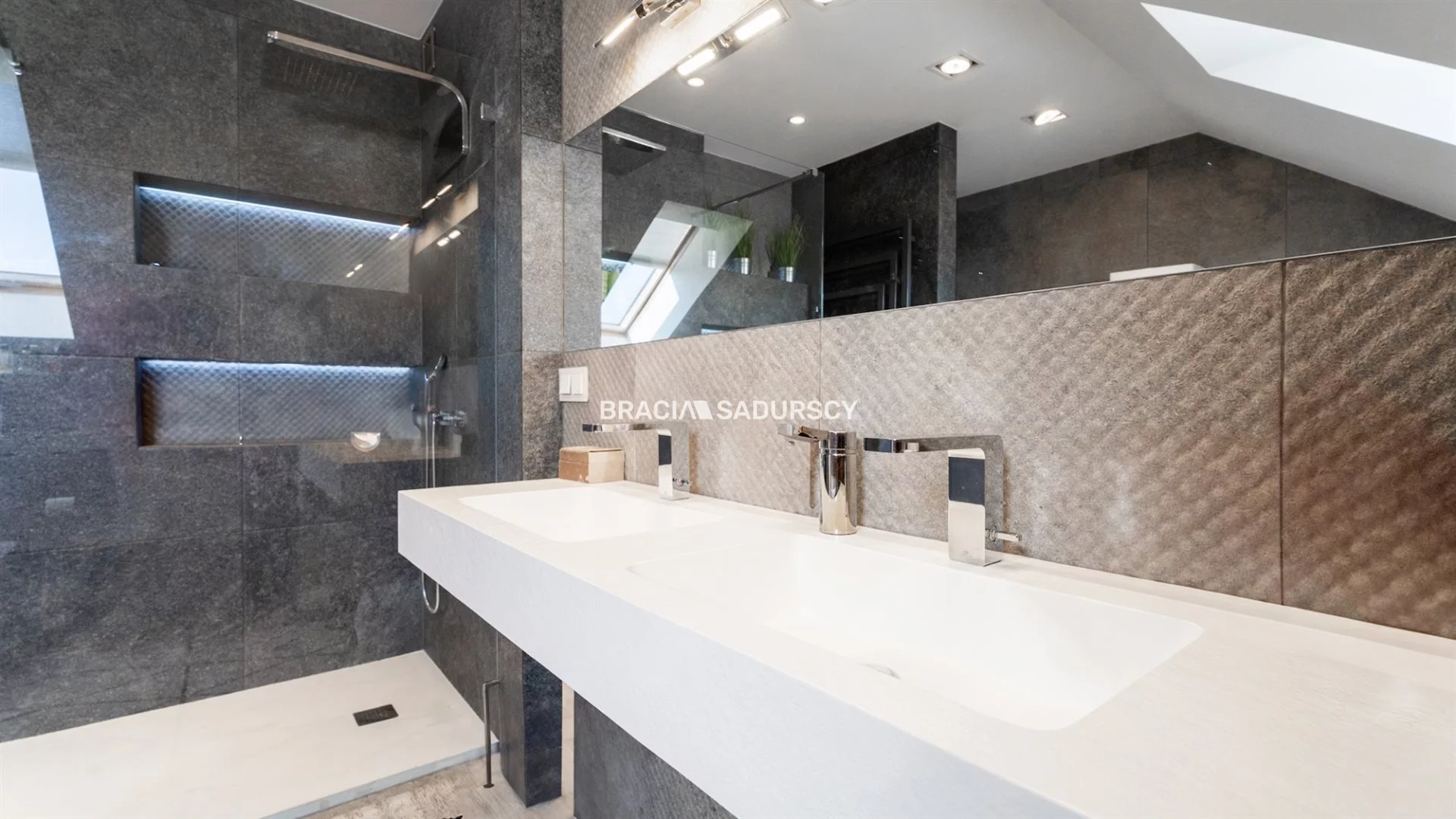 Dom 120,00 m², oferta nr , BS4-DS-311132-10, Zielonki, Krakowskie Przedmieście