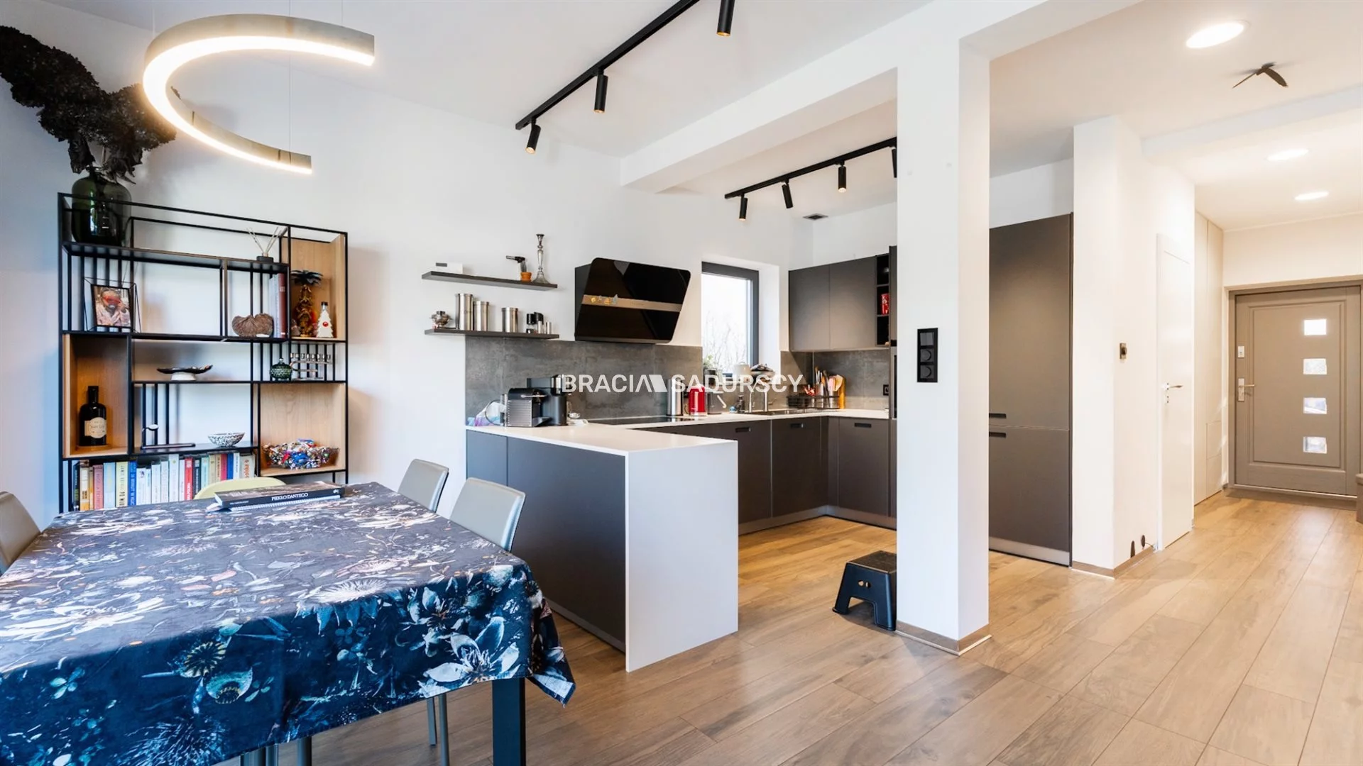 Dom 120,00 m², oferta nr , BS4-DS-311132-10, Zielonki, Krakowskie Przedmieście