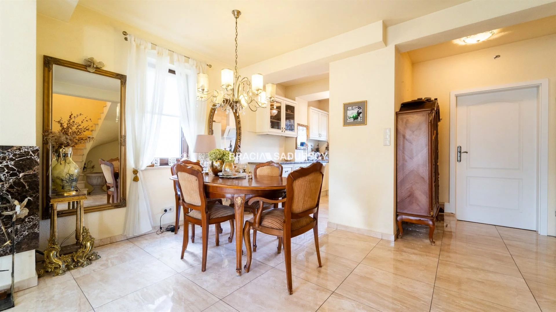 Dom i rezydencja 230,00 m², oferta nr , BS3-DS-309944, Zabierzów, Półkole