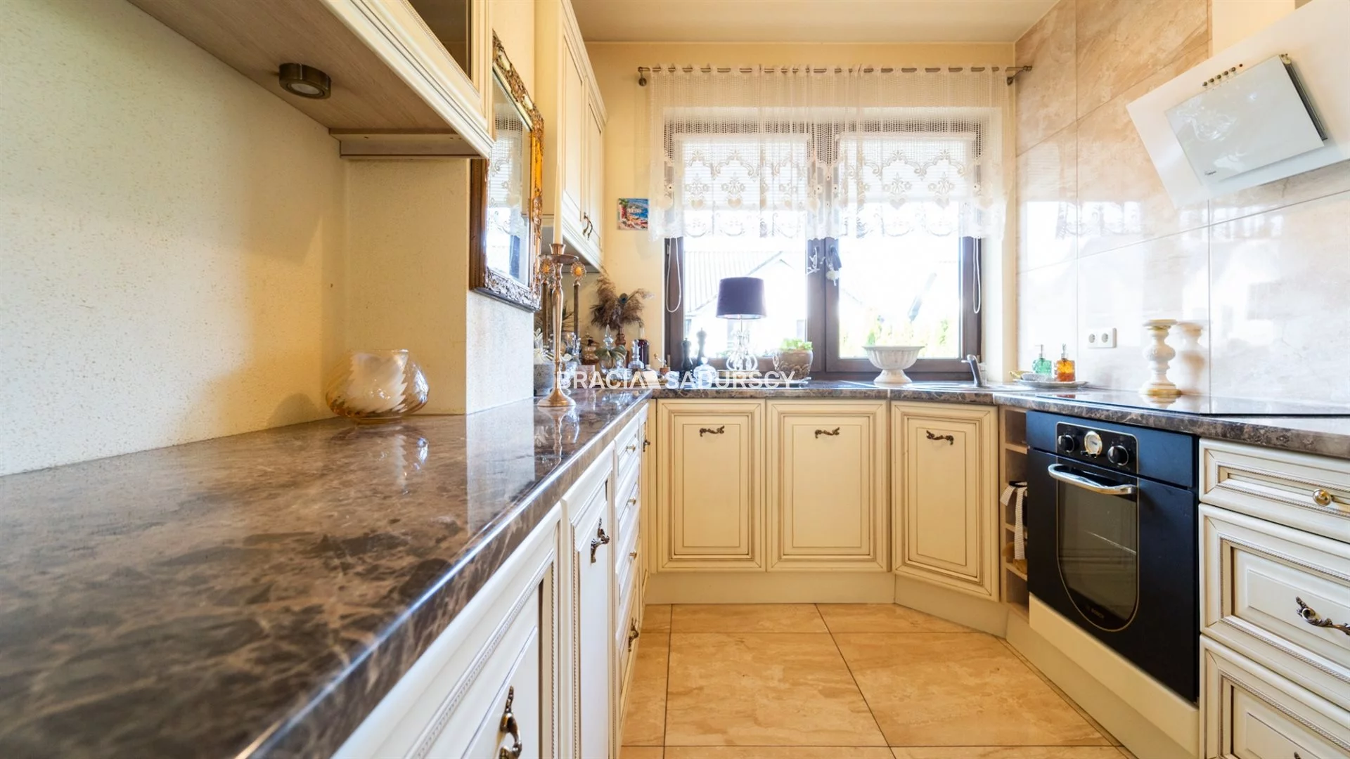 Dom i rezydencja 230,00 m², oferta nr , BS3-DS-309944, Zabierzów, Półkole