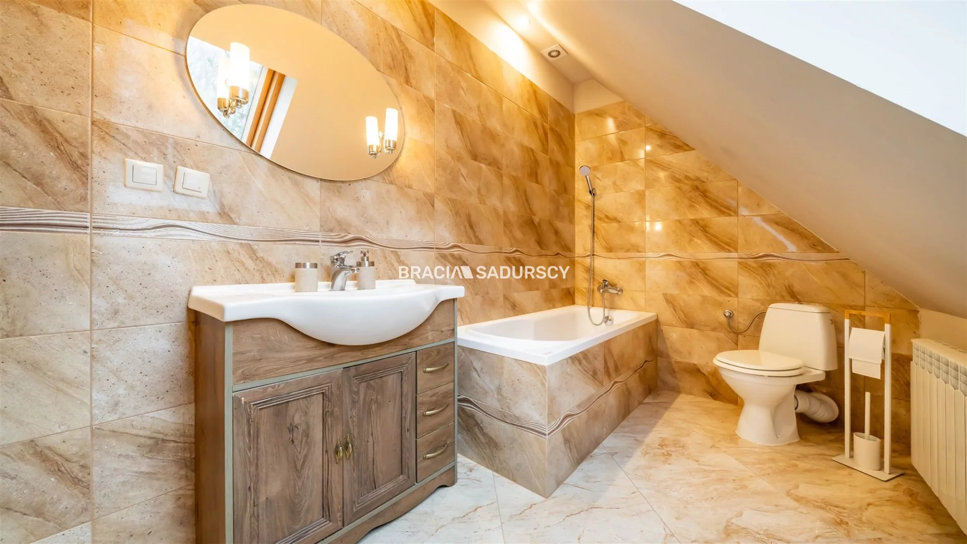 Dom i rezydencja 140,00 m², oferta nr , BS3-DS-305742, Krzeszowice, Żary