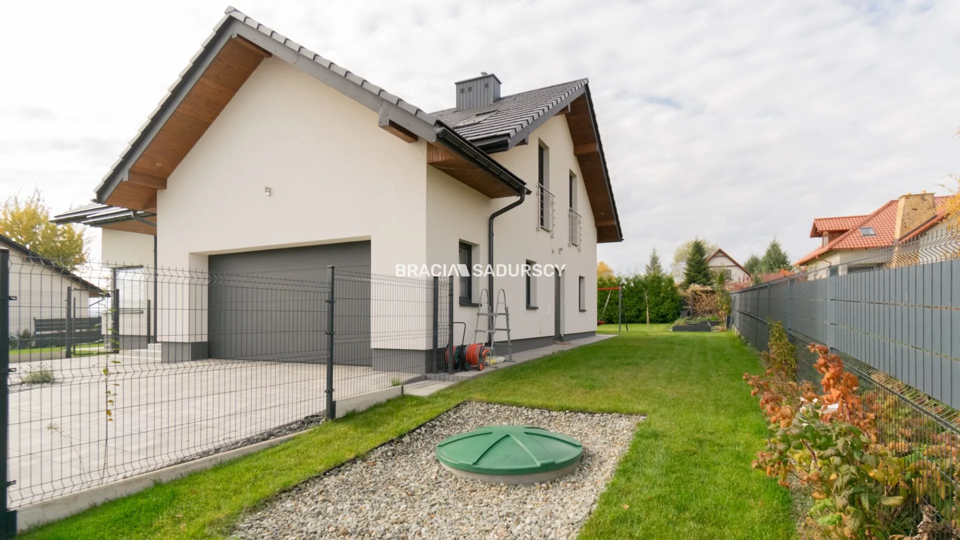 Dom i rezydencja na sprzedaż, 316,06 m², oferta nr BS2-DS-304988-1