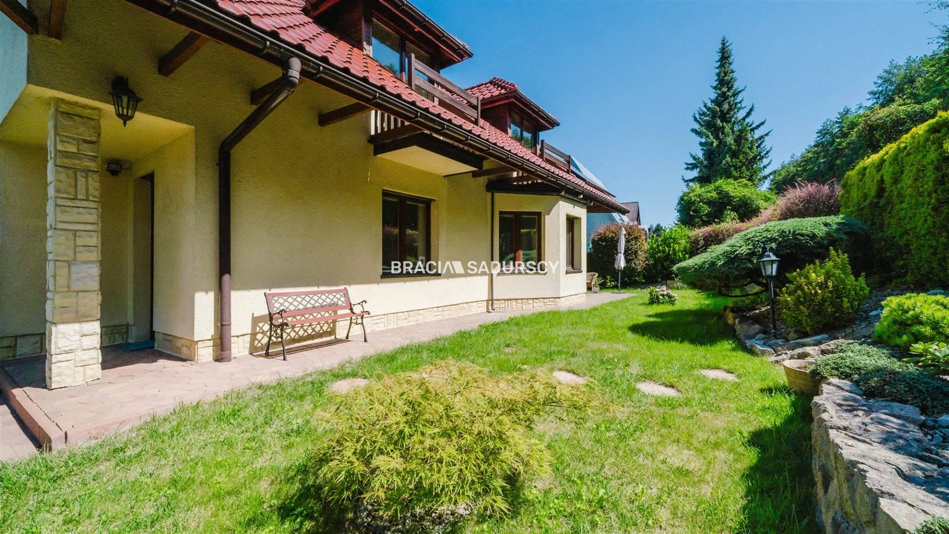 Dom i rezydencja 202,50 m², oferta nr , BS4-DS-311310, Zielonki, Łąkowa