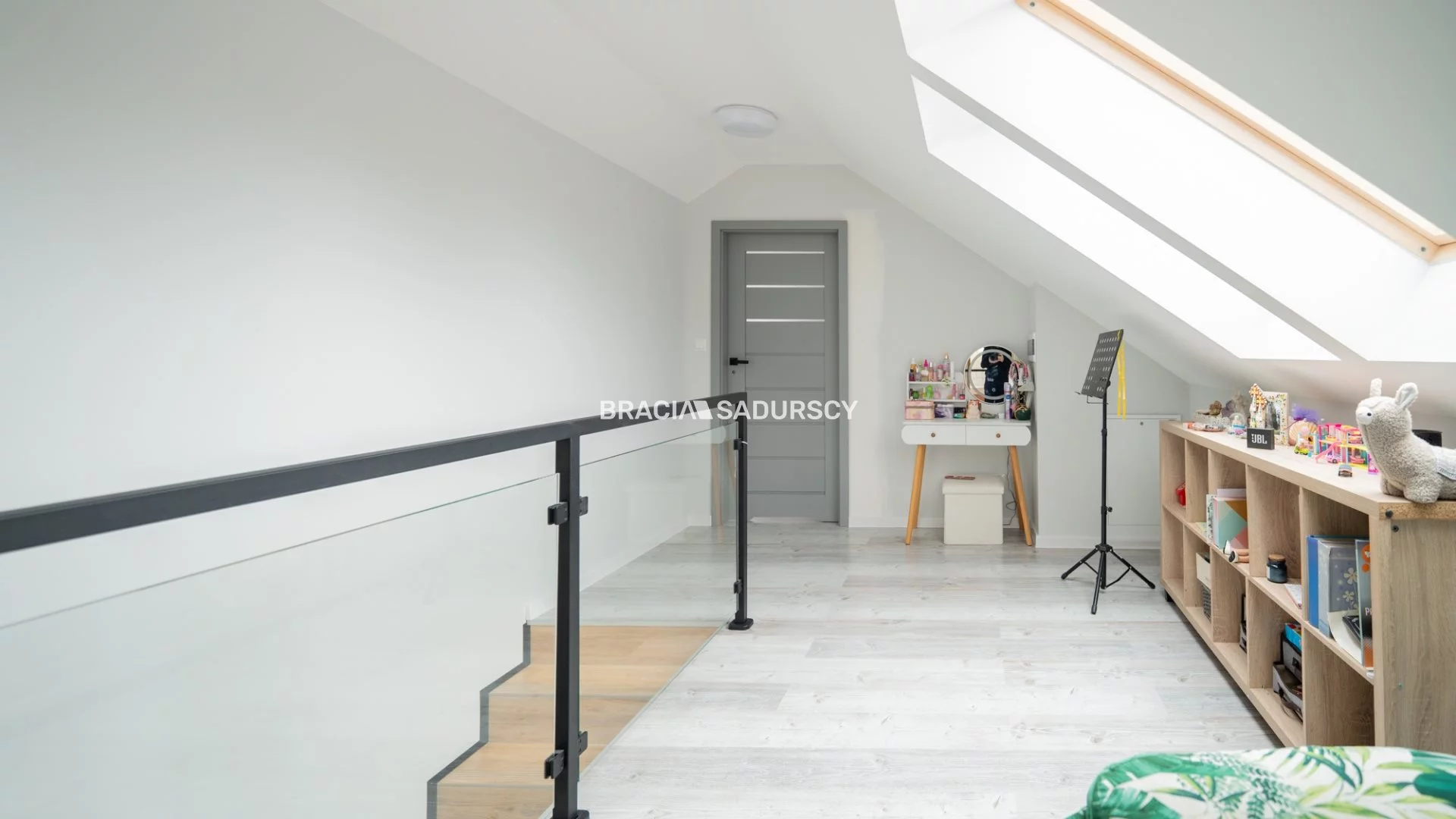 Dom 200,00 m², oferta nr , BS5-DS-307075-9, Miechów, Ogrodowa