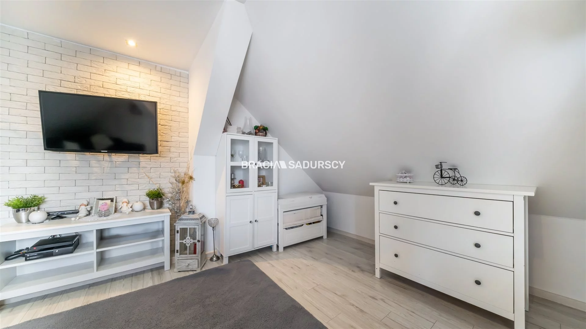Dom i rezydencja 220,00 m², oferta nr , BS3-DS-304473-1, Kraków, Swoszowice, Poronińska