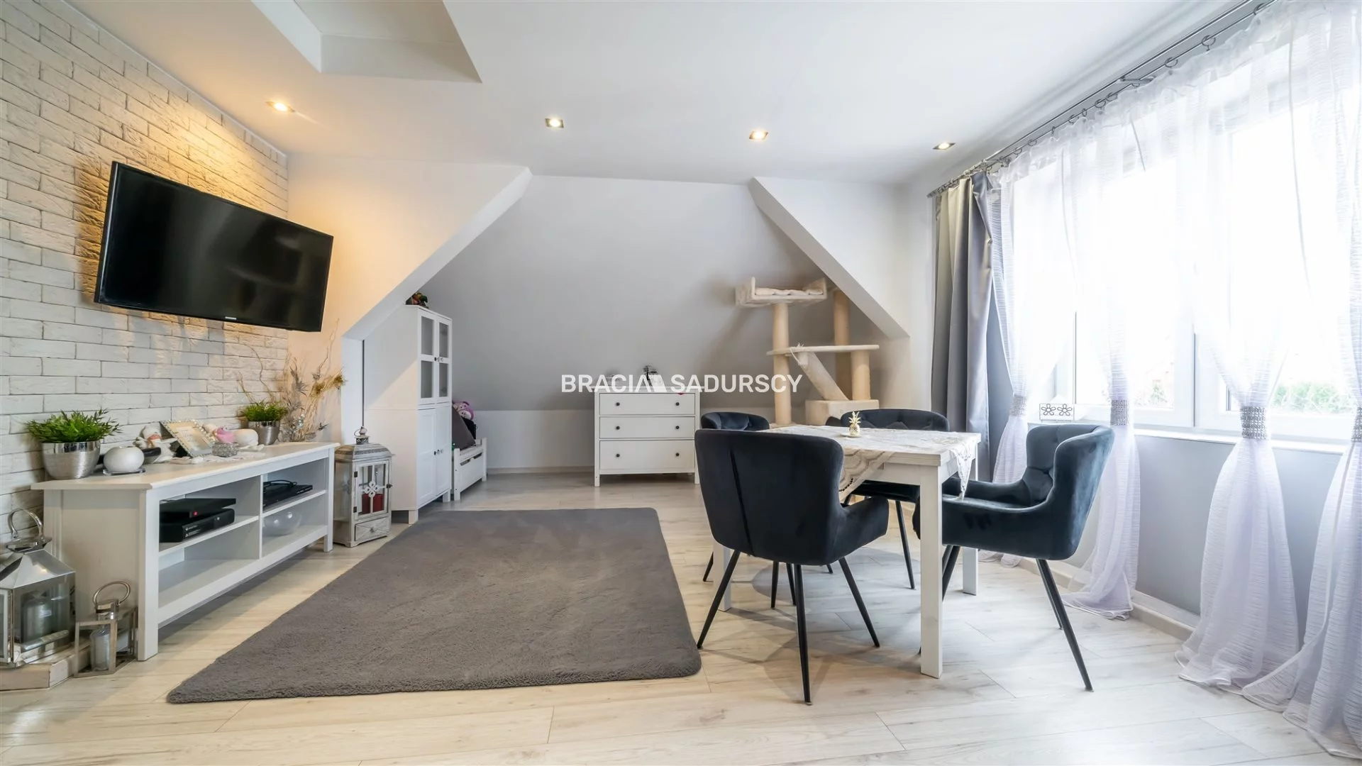 Dom i rezydencja 220,00 m², oferta nr , BS3-DS-304473-1, Kraków, Swoszowice, Poronińska