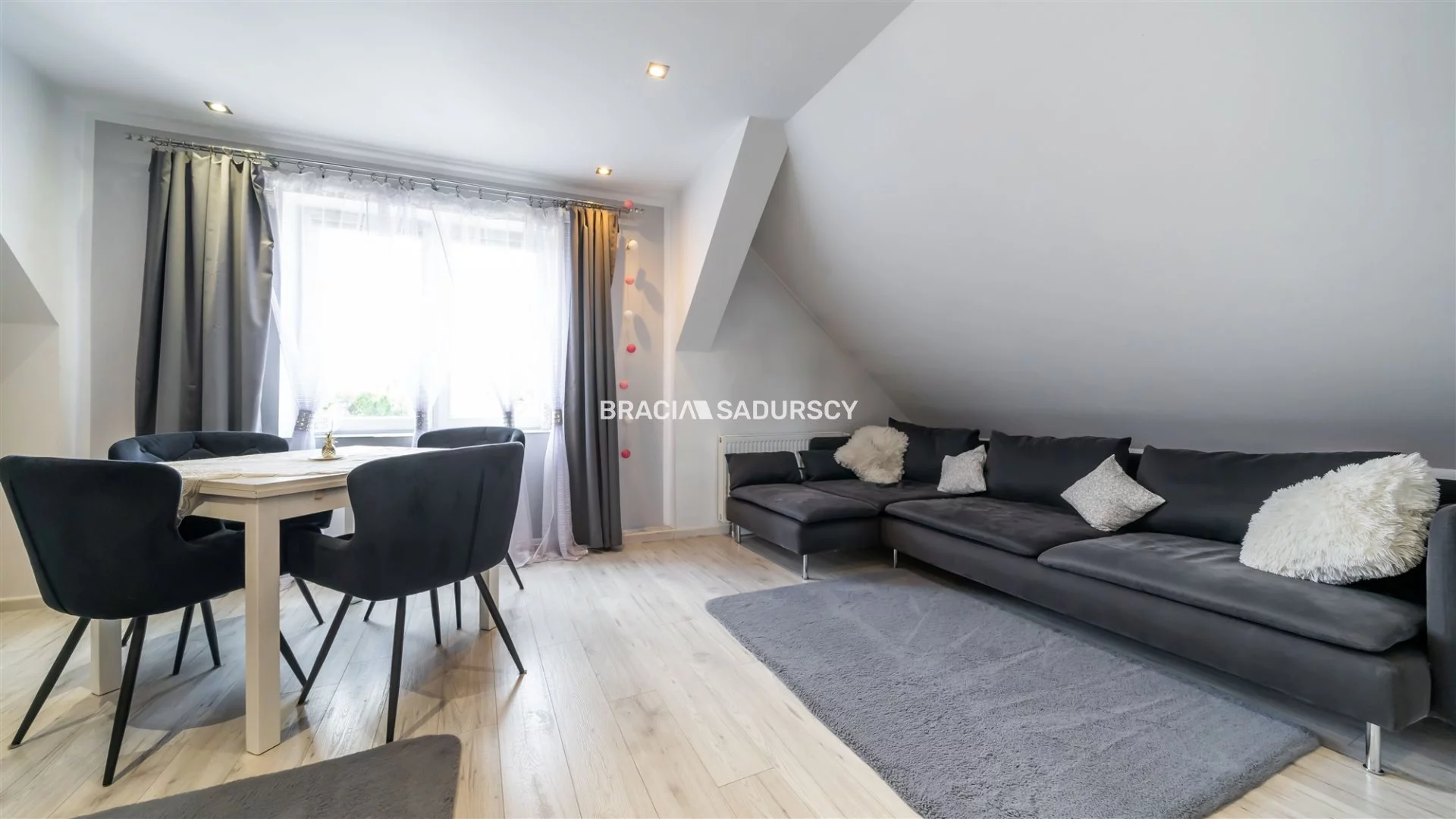 Dom i rezydencja 220,00 m², oferta nr , BS3-DS-304473-1, Kraków, Swoszowice, Poronińska