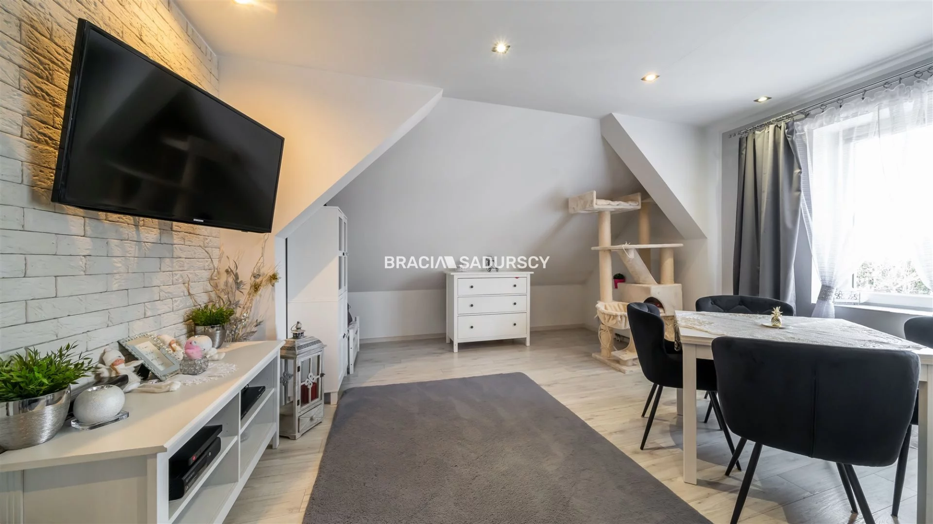 Dom i rezydencja 220,00 m², oferta nr , BS3-DS-304473-1, Kraków, Swoszowice, Poronińska