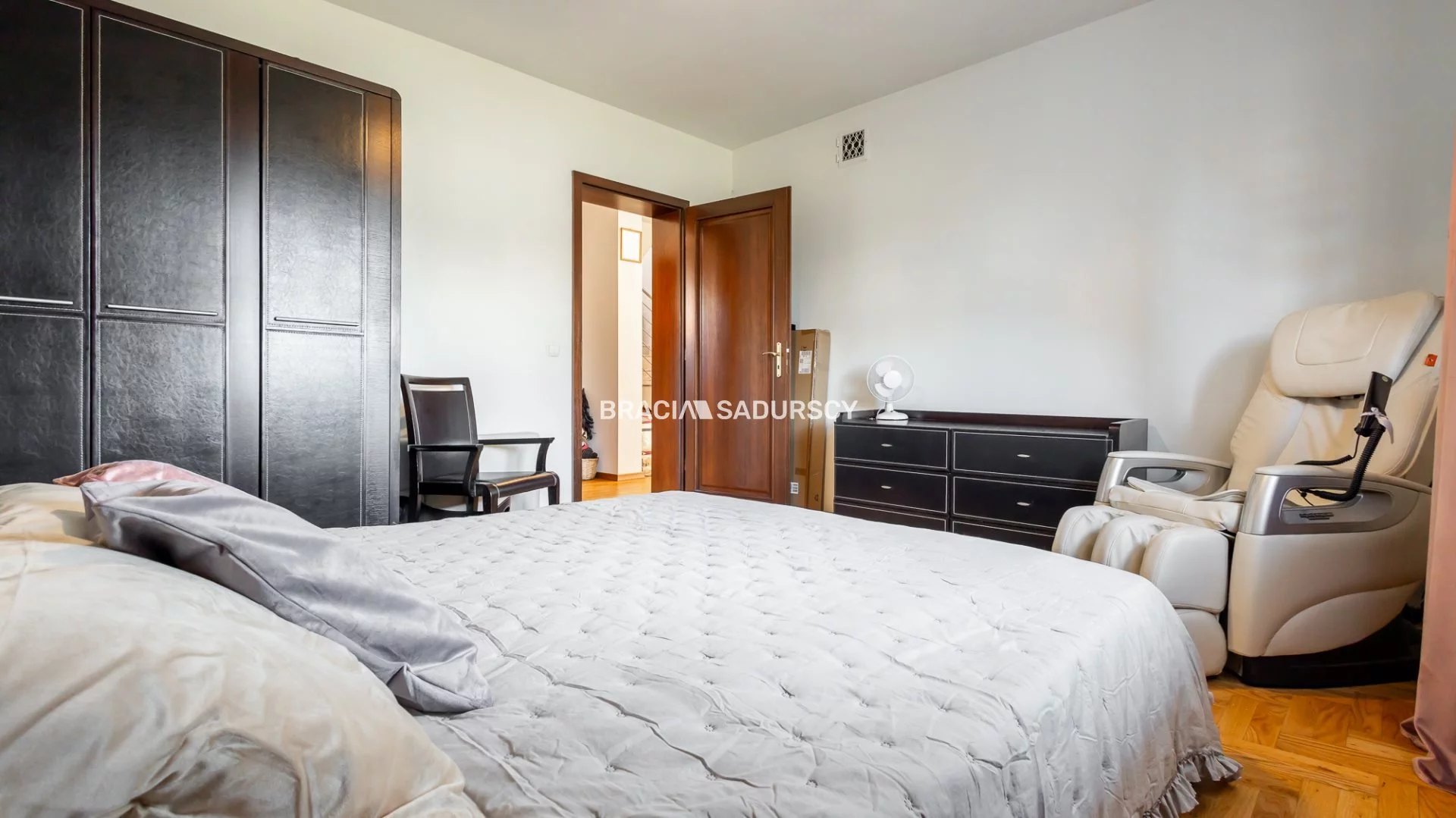 Dom 236,00 m², oferta nr , BS4-DS-311018-21, Kraków, Dębniki, Porucznika Emira