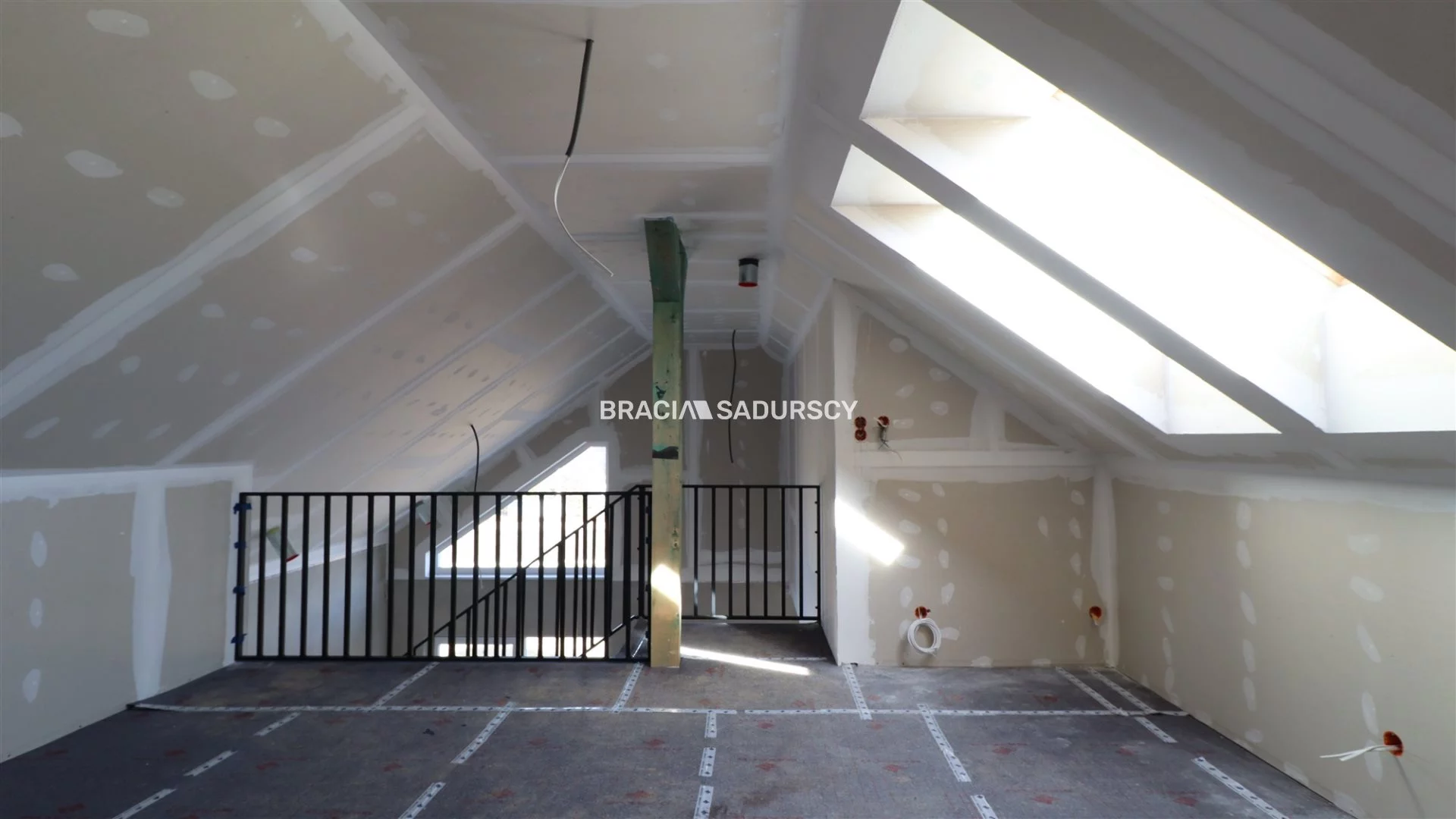 Dom 145,16 m², oferta nr , BS5-DS-306574-18, Andrychów, Skośna