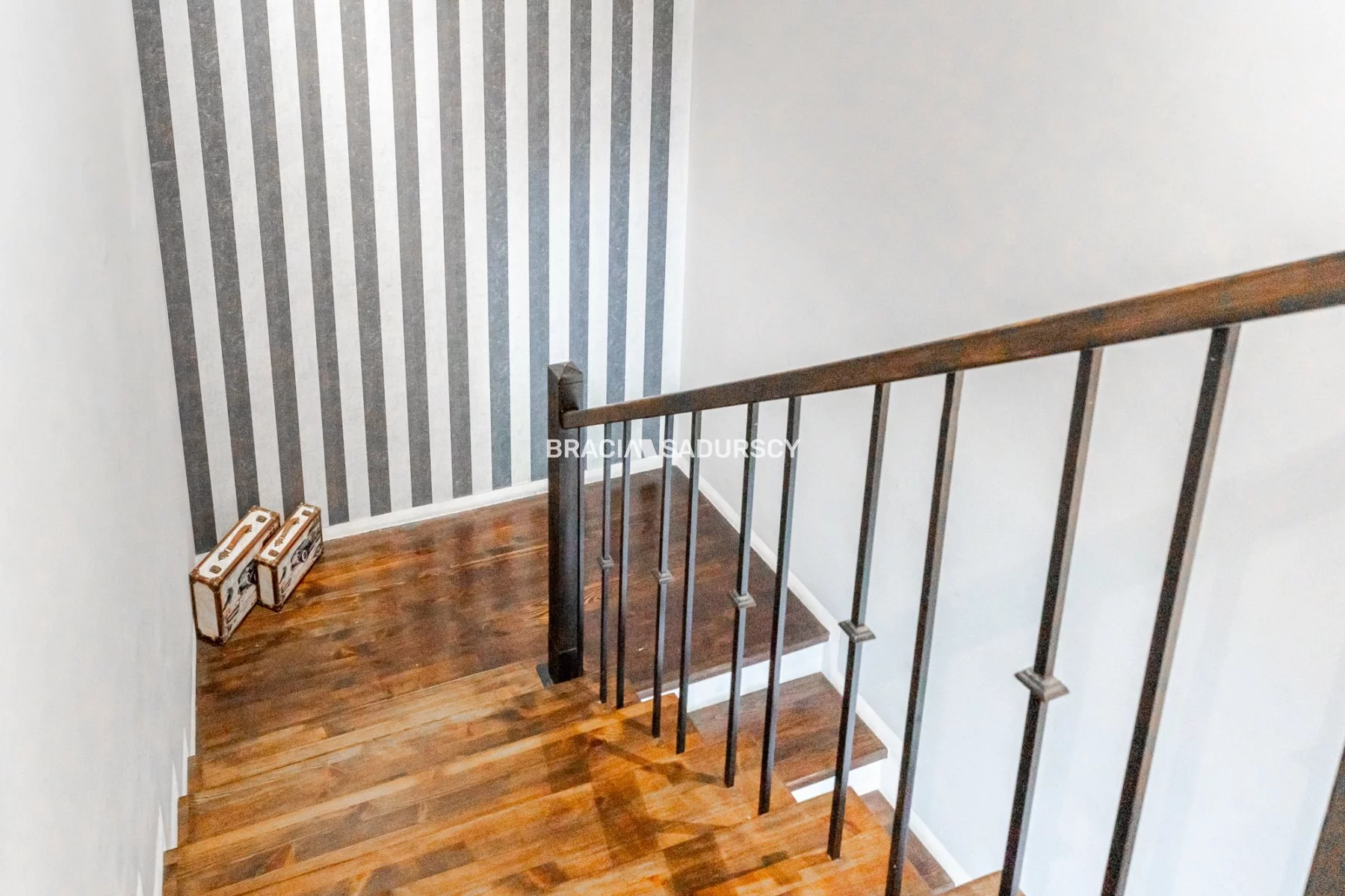 Dom i rezydencja 155,00 m², oferta nr , BS3-DS-311416-1, Wieliczka
