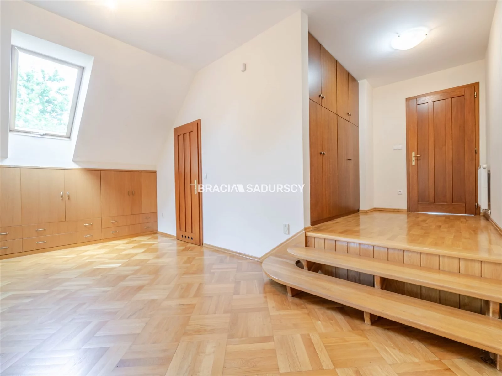 Dom i rezydencja 265,00 m², oferta nr , BS5-DS-311079-1, Zabierzów