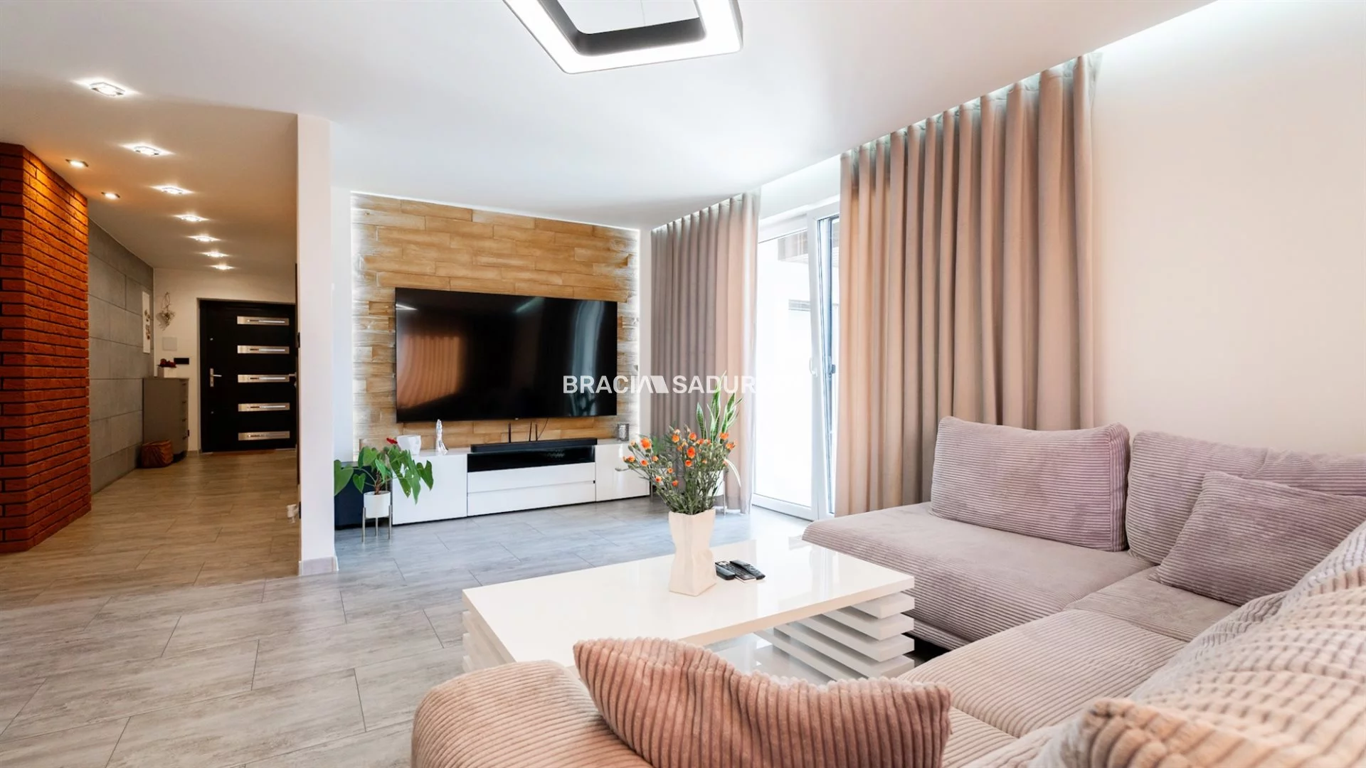 Dom i rezydencja 413,30 m², oferta nr , BS2-DS-307896-3, Zawoja