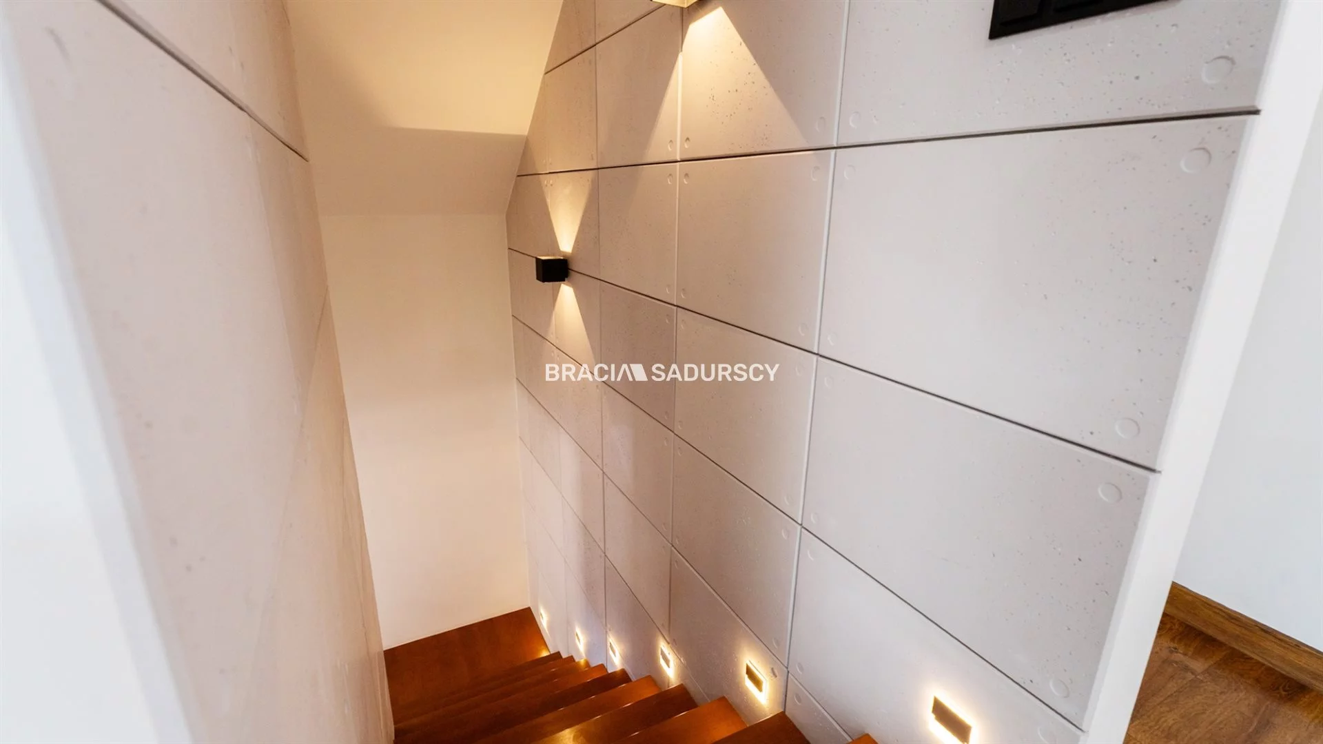 Dom i rezydencja 413,30 m², oferta nr , BS2-DS-307896-3, Zawoja