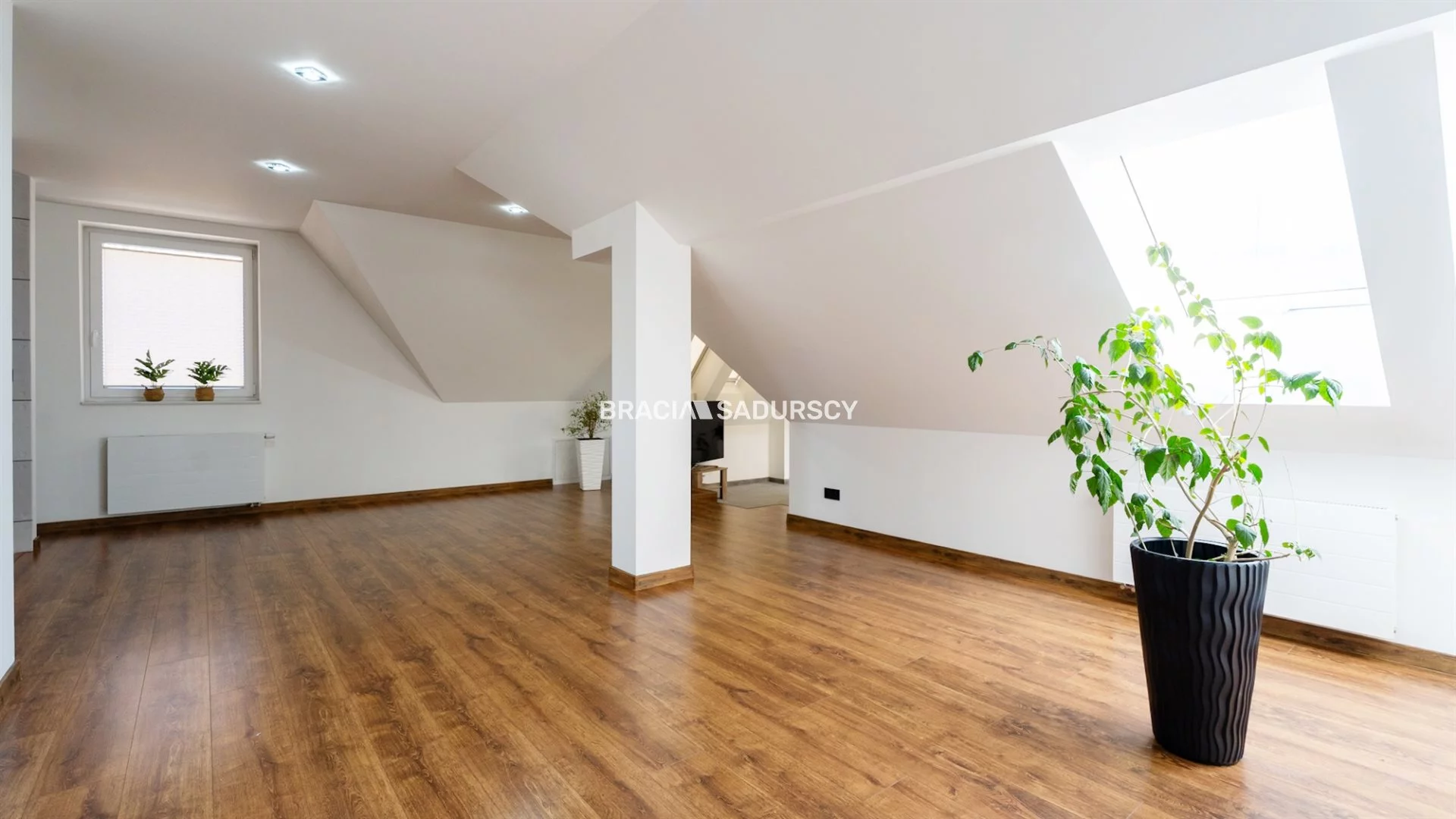 Dom i rezydencja 413,30 m², oferta nr , BS2-DS-307896-3, Zawoja