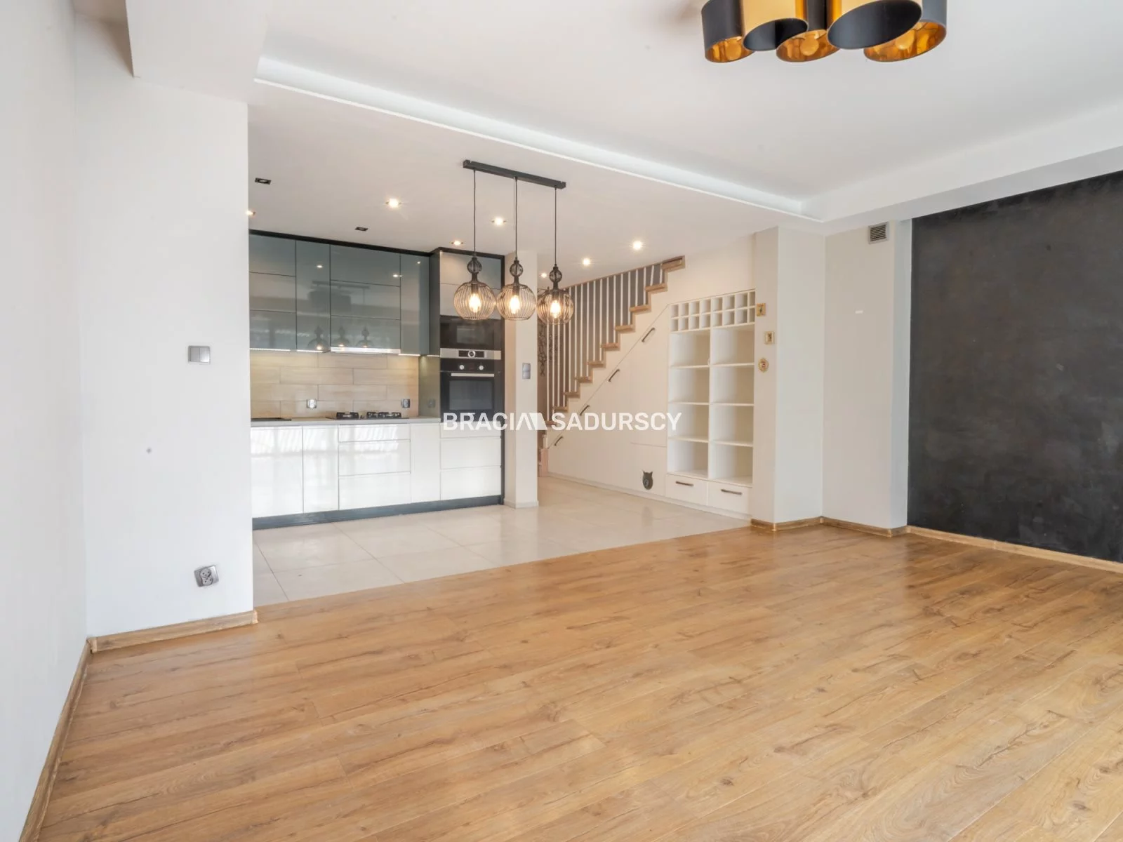 Dom i rezydencja 130,00 m², oferta nr , BS4-DS-311342, Skawina, Żychonia