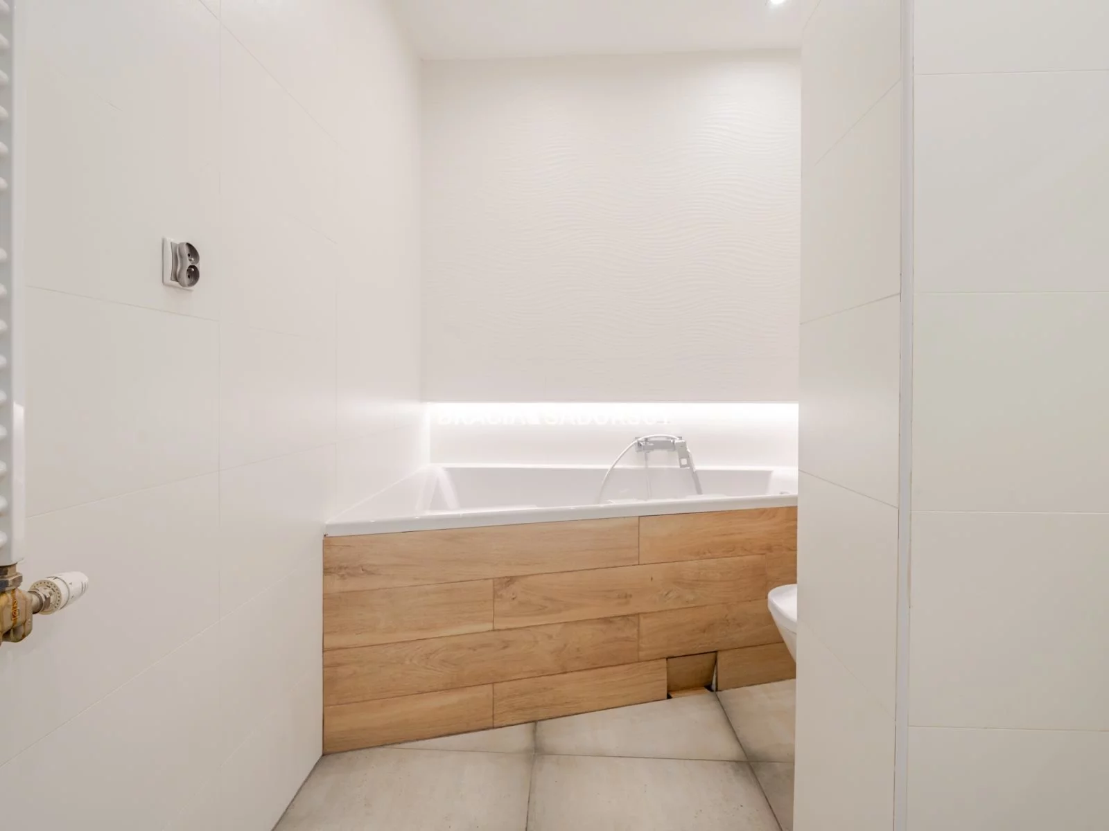 Dom i rezydencja 130,00 m², oferta nr , BS4-DS-311342, Skawina, Żychonia