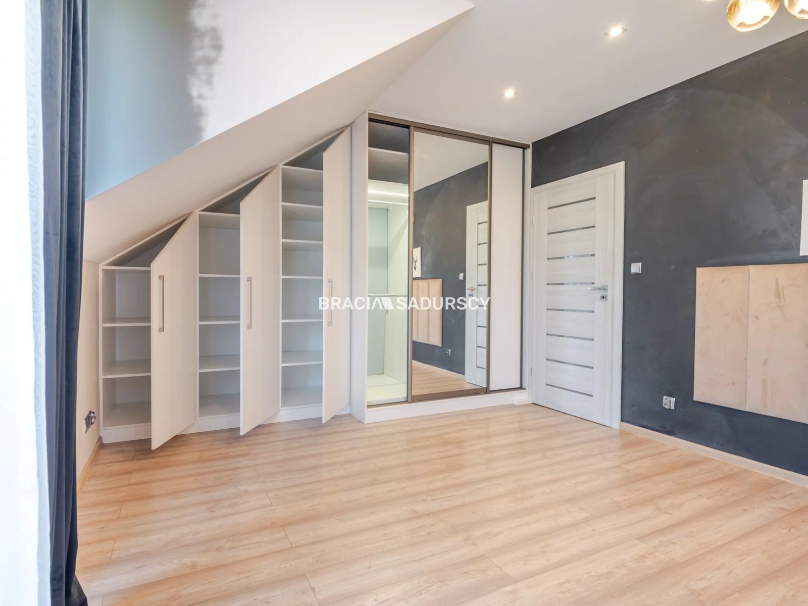 Dom i rezydencja 130,00 m², oferta nr , BS4-DS-311342, Skawina, Żychonia