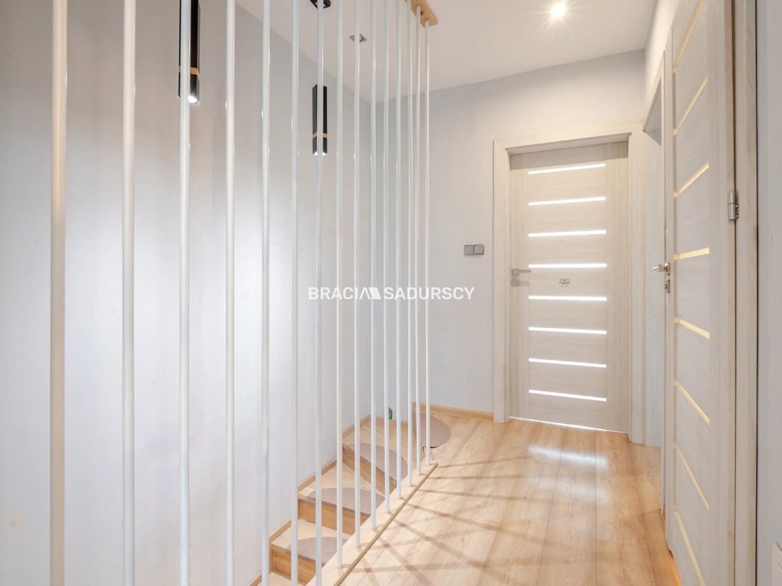 Dom i rezydencja 130,00 m², oferta nr , BS4-DS-311342, Skawina, Żychonia