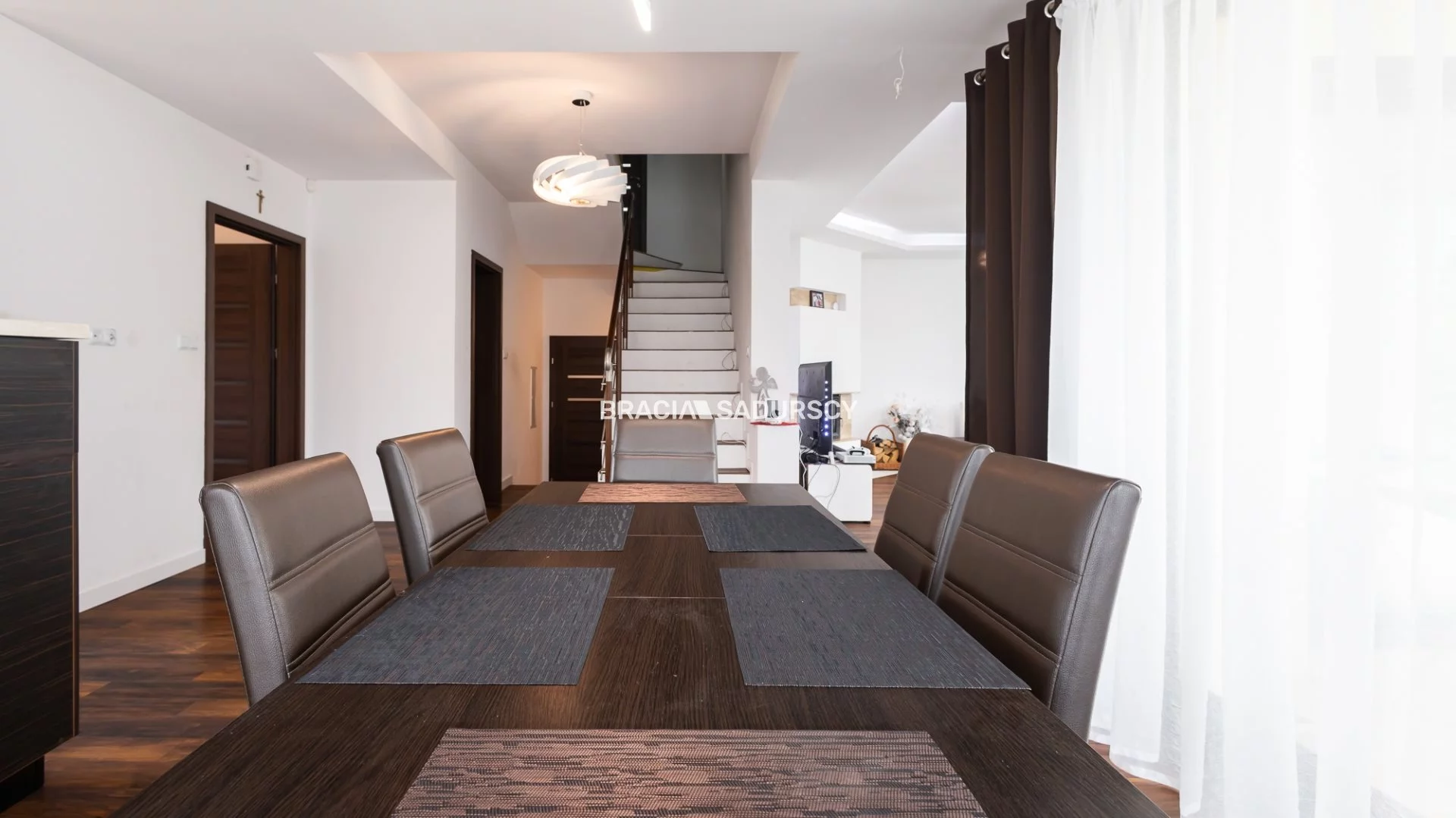Dom 220,00 m², oferta nr , BS3-DS-308211-3, Biskupice