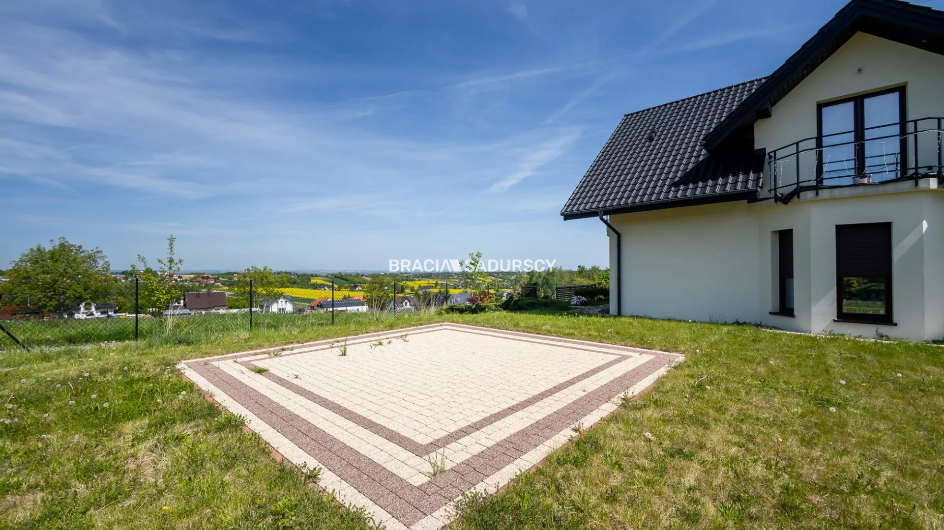 Dom 220,00 m², oferta nr , BS3-DS-308211-3, Biskupice