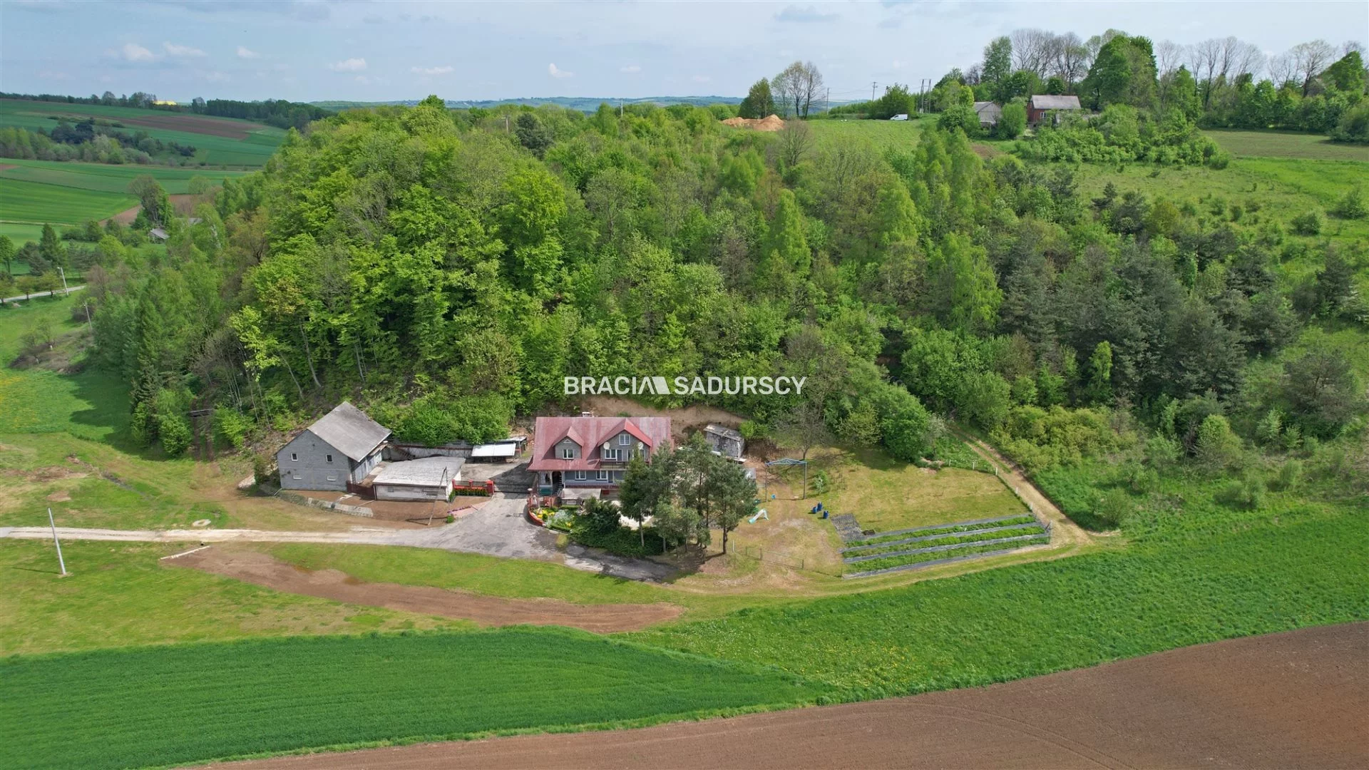 Dom wolnostojący 230,00 m², Trzyciąż, Długa, Sprzedaż