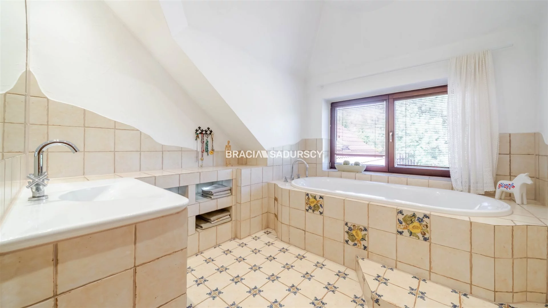 Dom 300,00 m², oferta nr , BS1-DS-311030-1, Mogilany