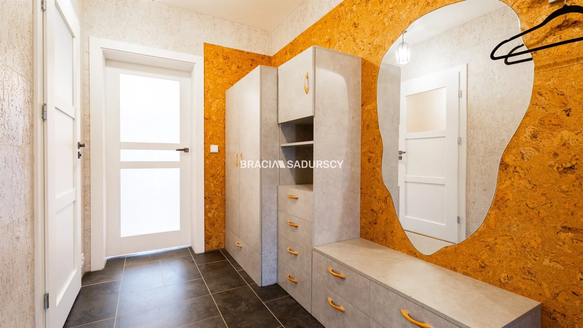 Dom 200,00 m², oferta nr , BS1-DS-309529-28, Myślenice