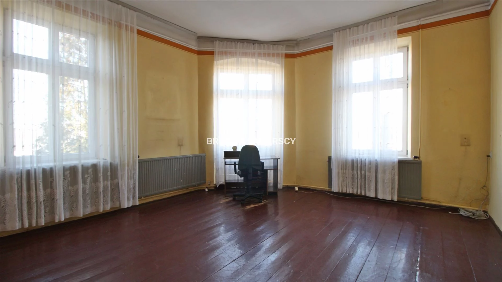Dom 360,00 m², oferta nr , BS5-DS-301630-95, Bochnia, Poniatowskiego