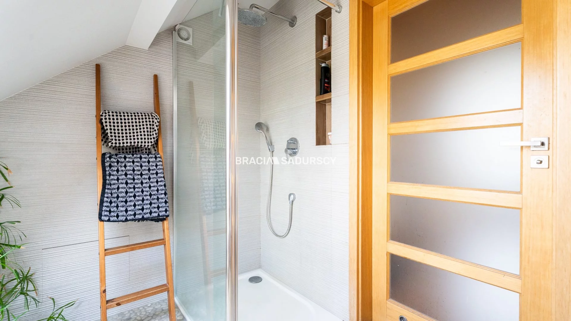 Dom i rezydencja 180,00 m², oferta nr , BS4-DS-310772-1, Michałowice, Przymiarki