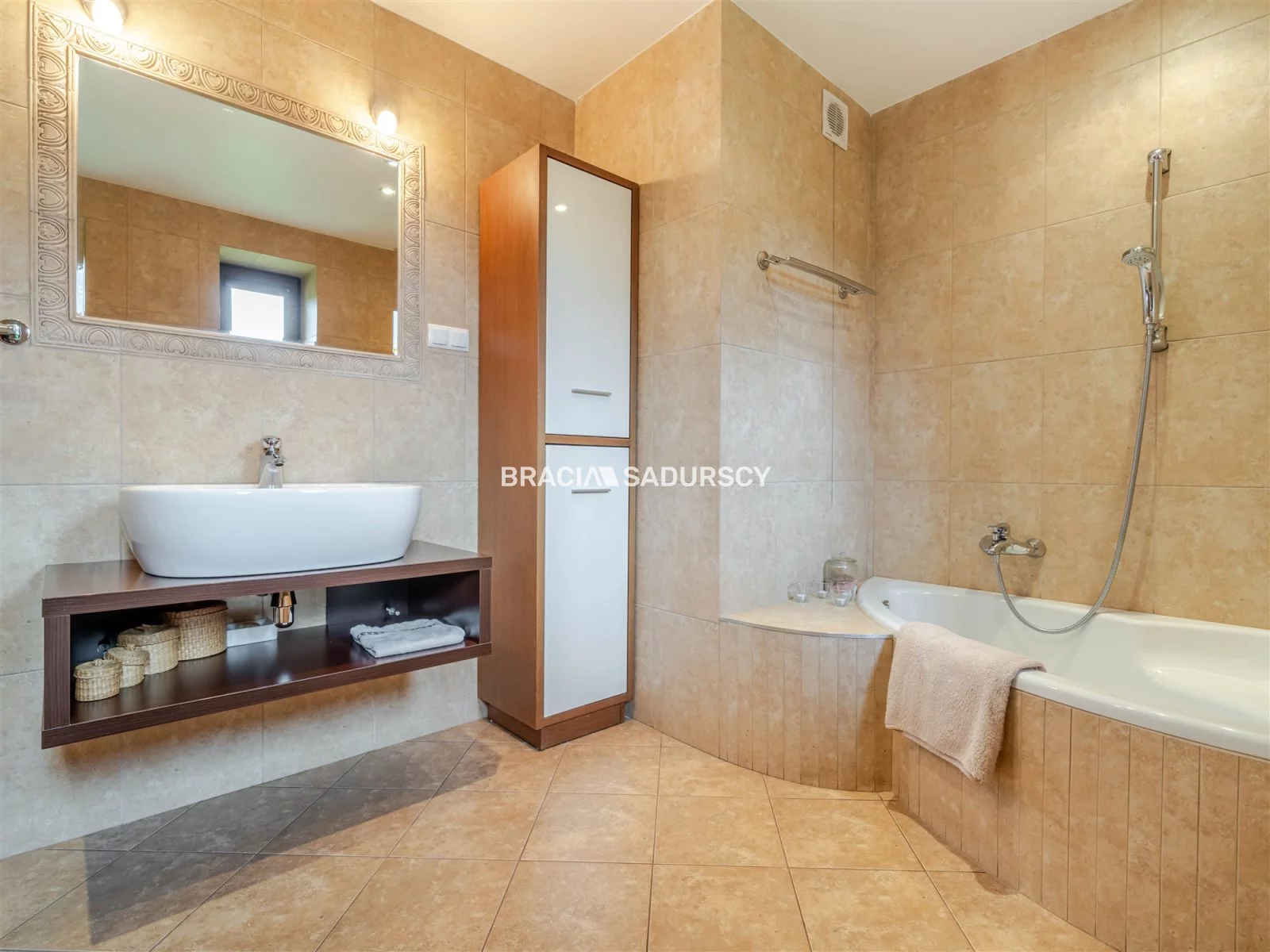 Dom 242,00 m², oferta nr , BS3-DS-312031, Wieliczka