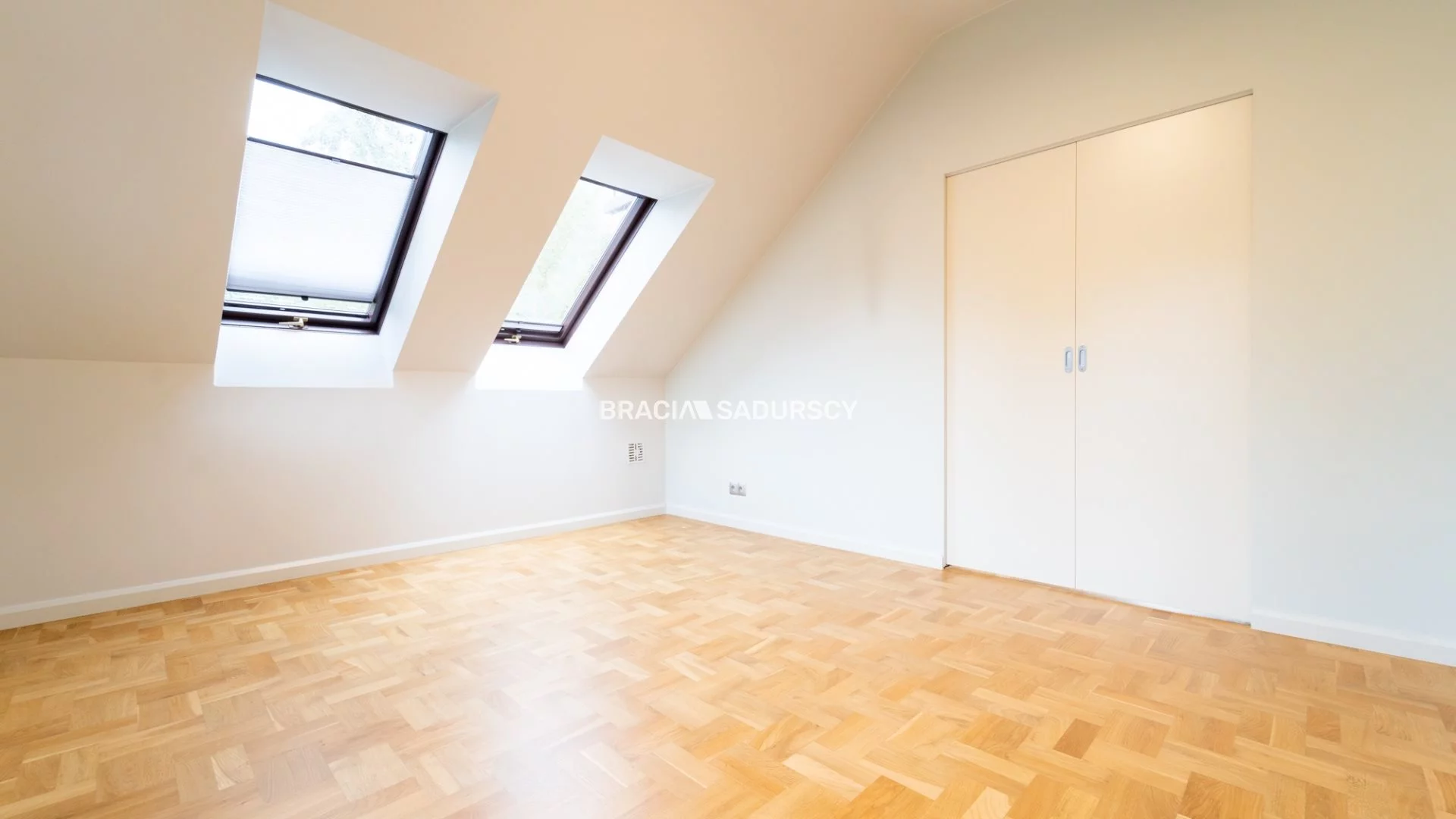 Dom i rezydencja 300,00 m², oferta nr , BS2-DW-311213-7, Kraków, Zwierzyniec, Wola Justowska, Poręba