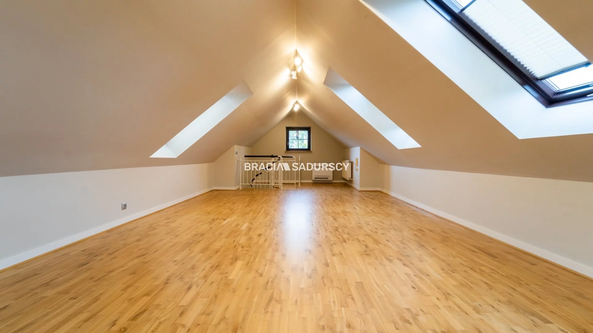 Dom i rezydencja 300,00 m², oferta nr , BS2-DW-311213-7, Kraków, Zwierzyniec, Wola Justowska, Poręba