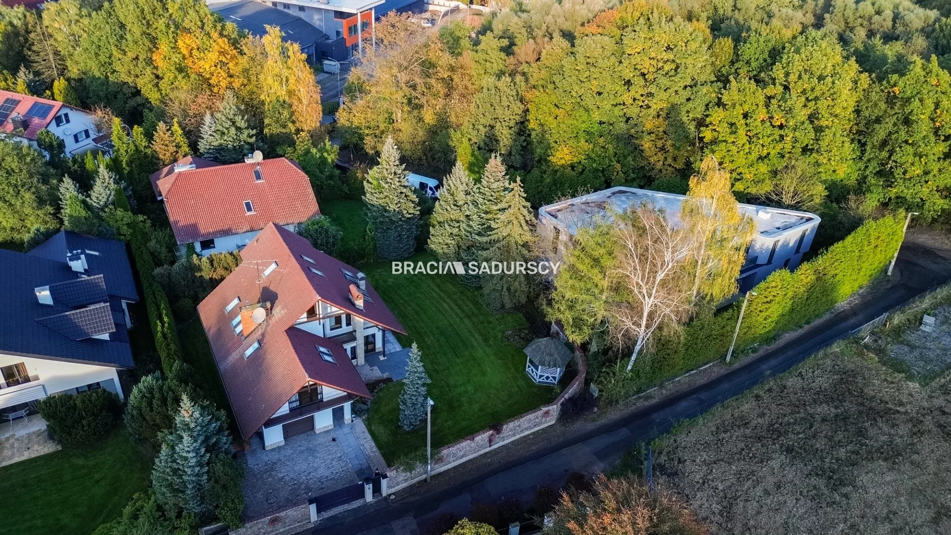 Dom i rezydencja 300,00 m², oferta nr , BS2-DW-311213-7, Kraków, Zwierzyniec, Wola Justowska, Poręba