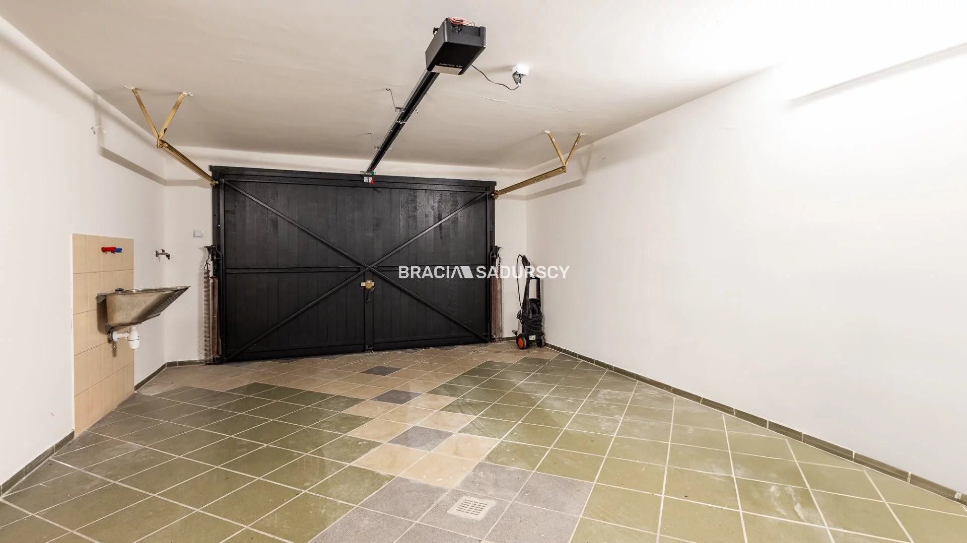 Dom 538,00 m², oferta nr , BS3-DS-298813-1, Zabierzów, Krakowska