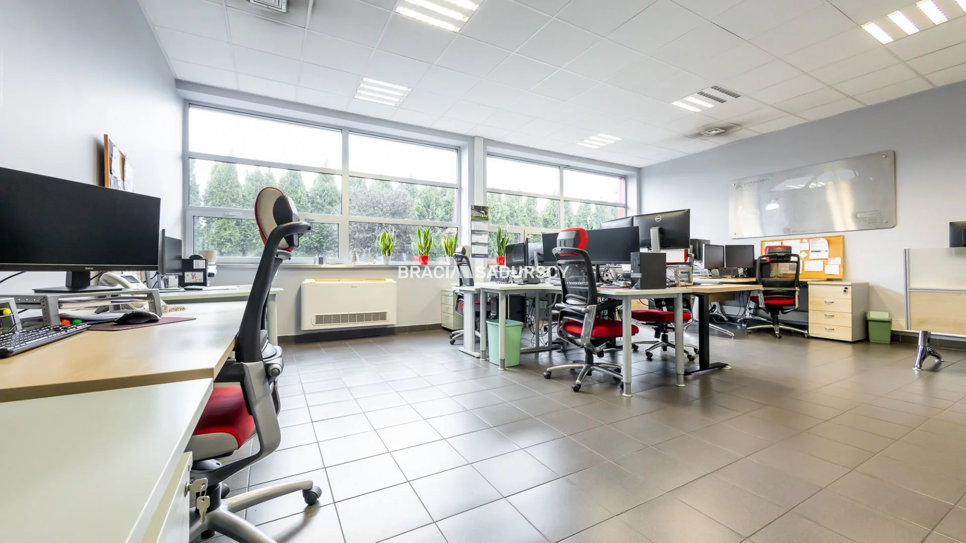 Obiekt 5 700,00 m², oferta nr , BS3-BW-301884-3, Kraków, Podgórze, Rybitwy, Botewa