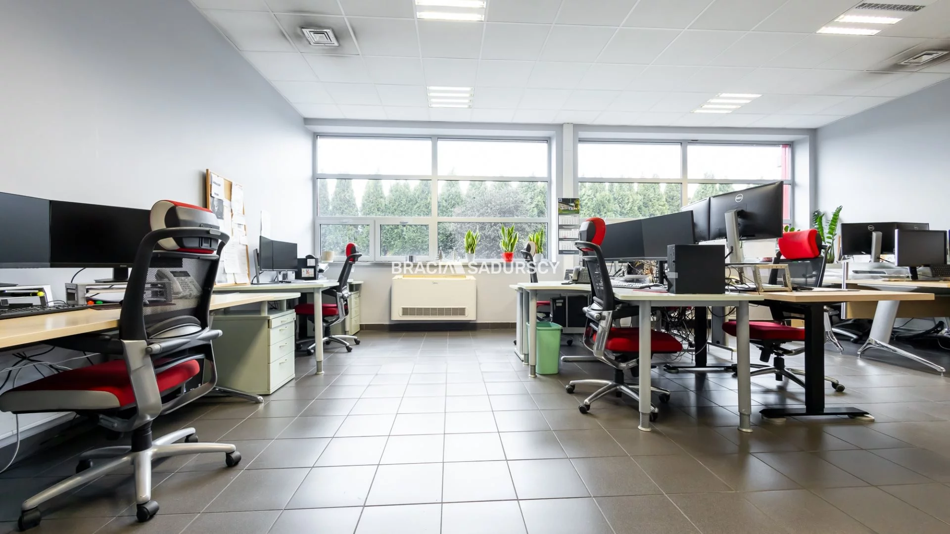 Obiekt 5 700,00 m², oferta nr , BS3-BW-301884-3, Kraków, Podgórze, Rybitwy, Botewa